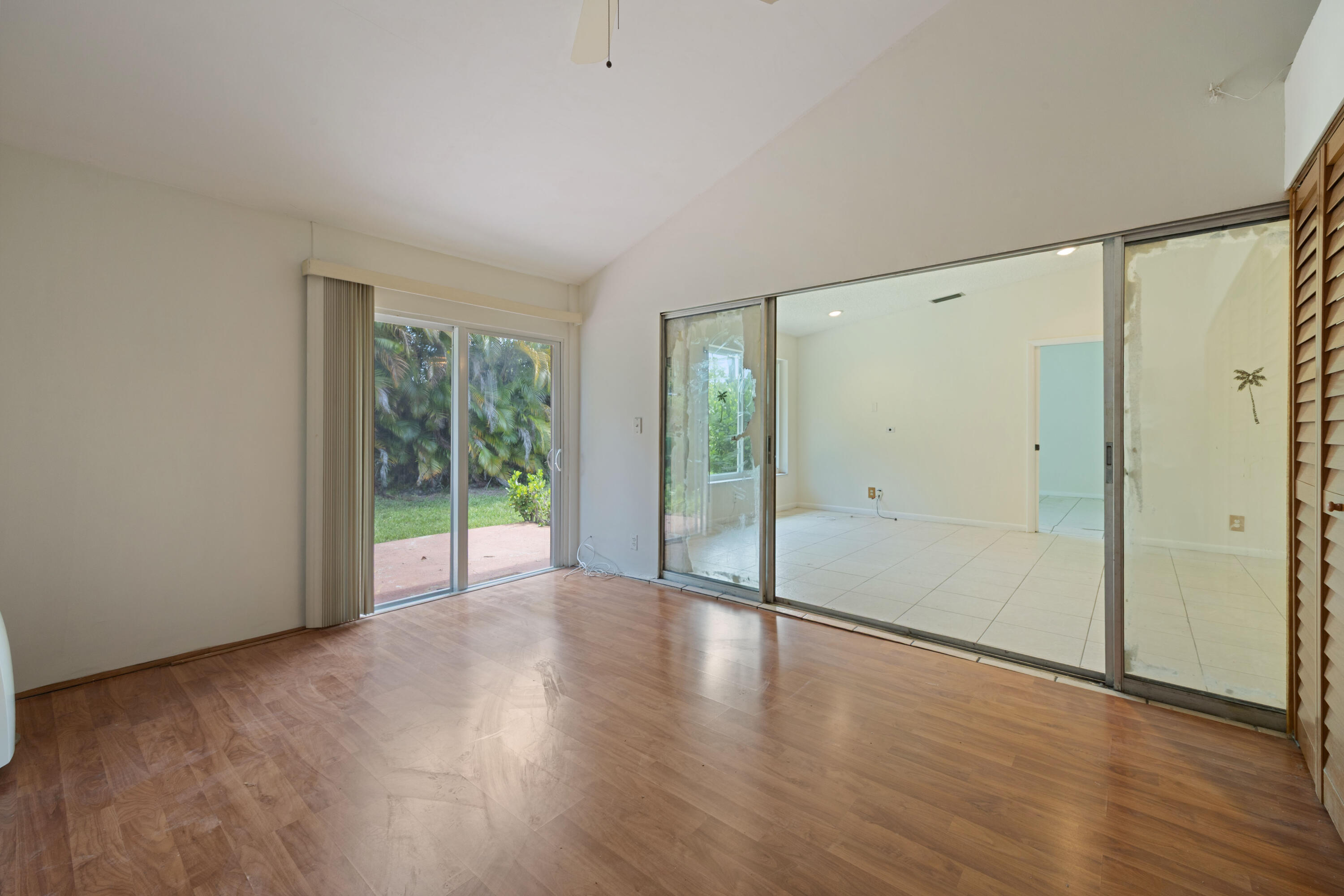 Las Verdes - Residential