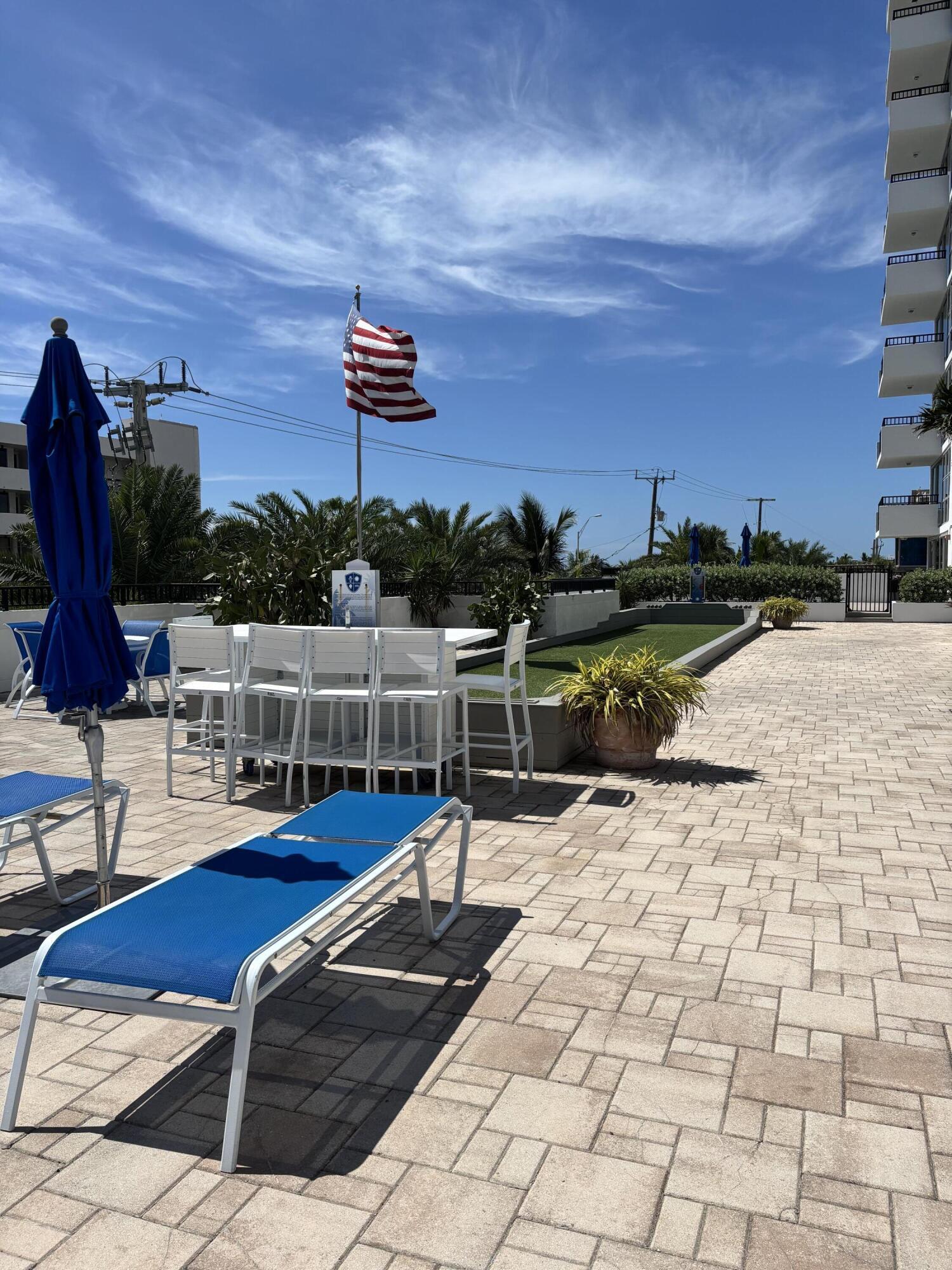 SILVER THATCH ATLANTIC PLAZA - Residential Lease