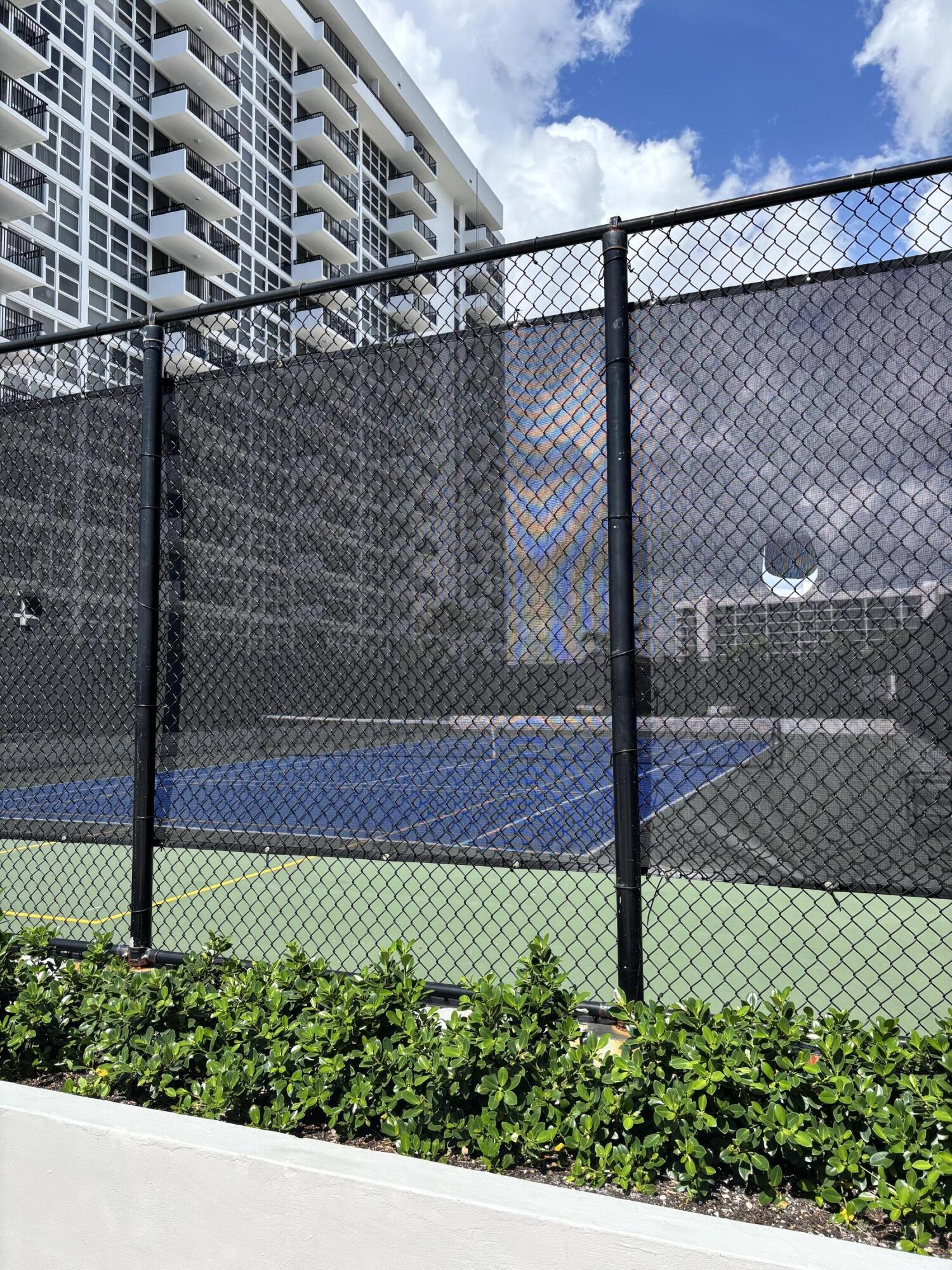 SILVER THATCH ATLANTIC PLAZA - Residential Lease