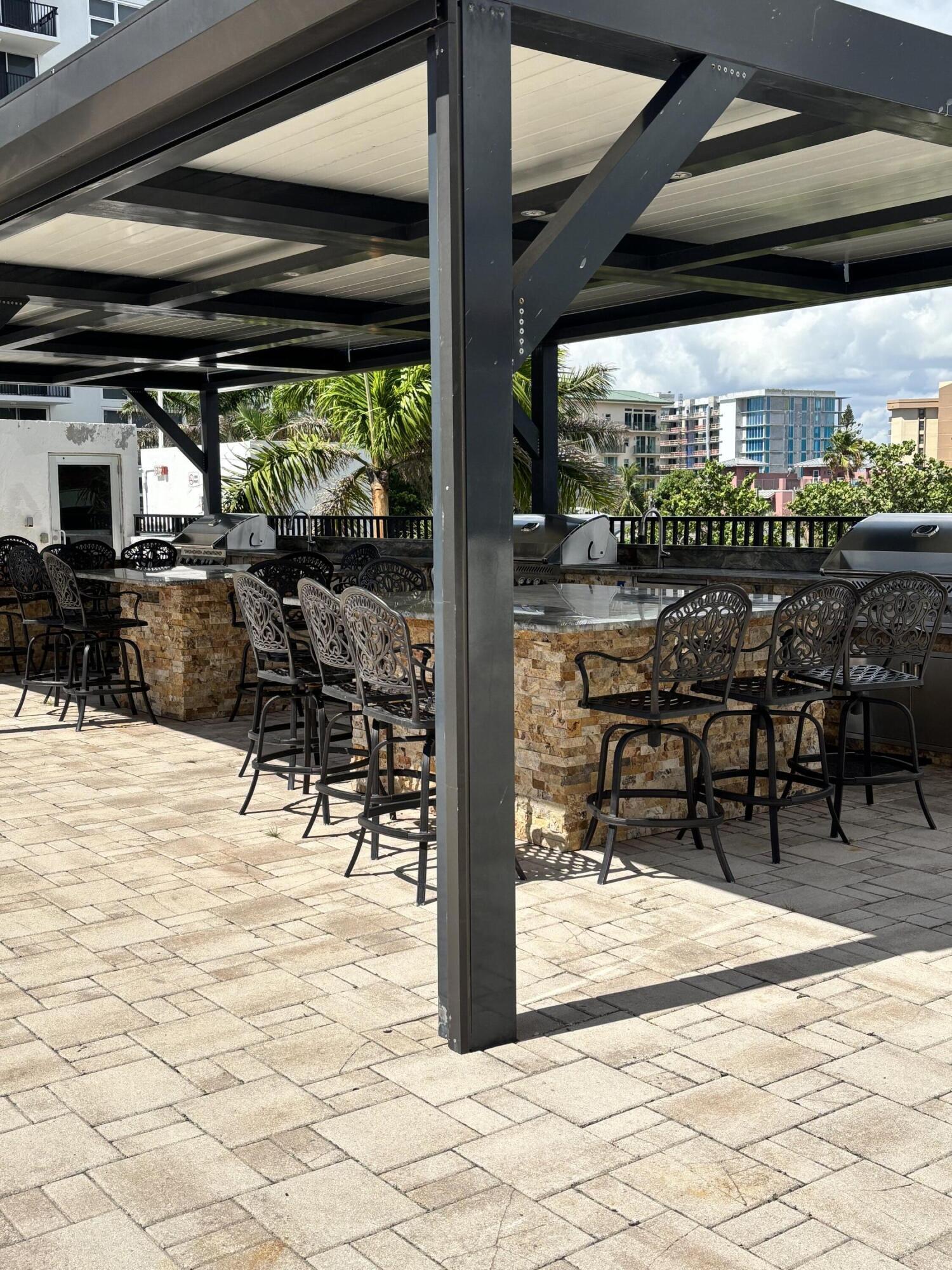 SILVER THATCH ATLANTIC PLAZA - Residential Lease