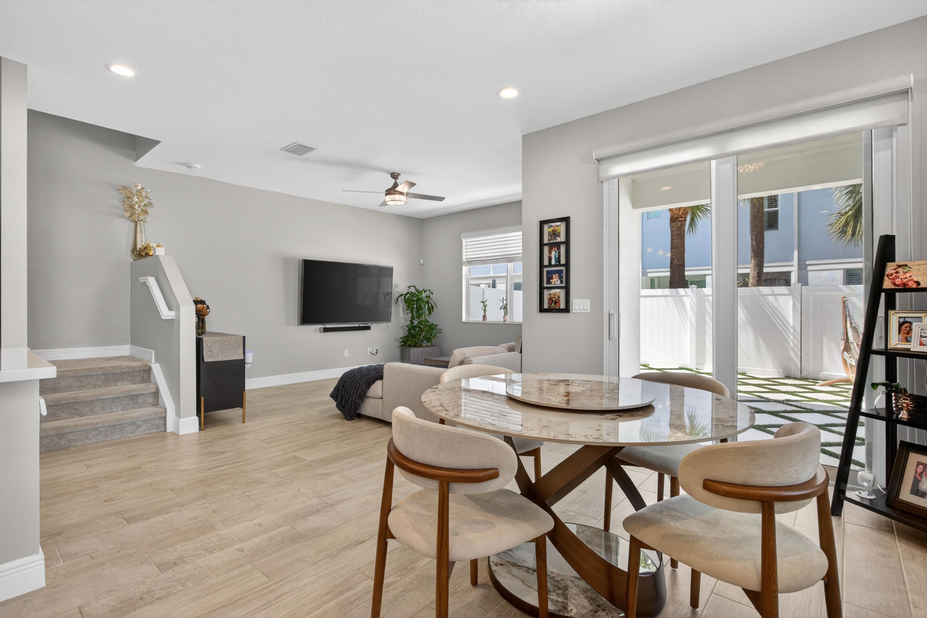 DEERFIELD CROSSING - Residential