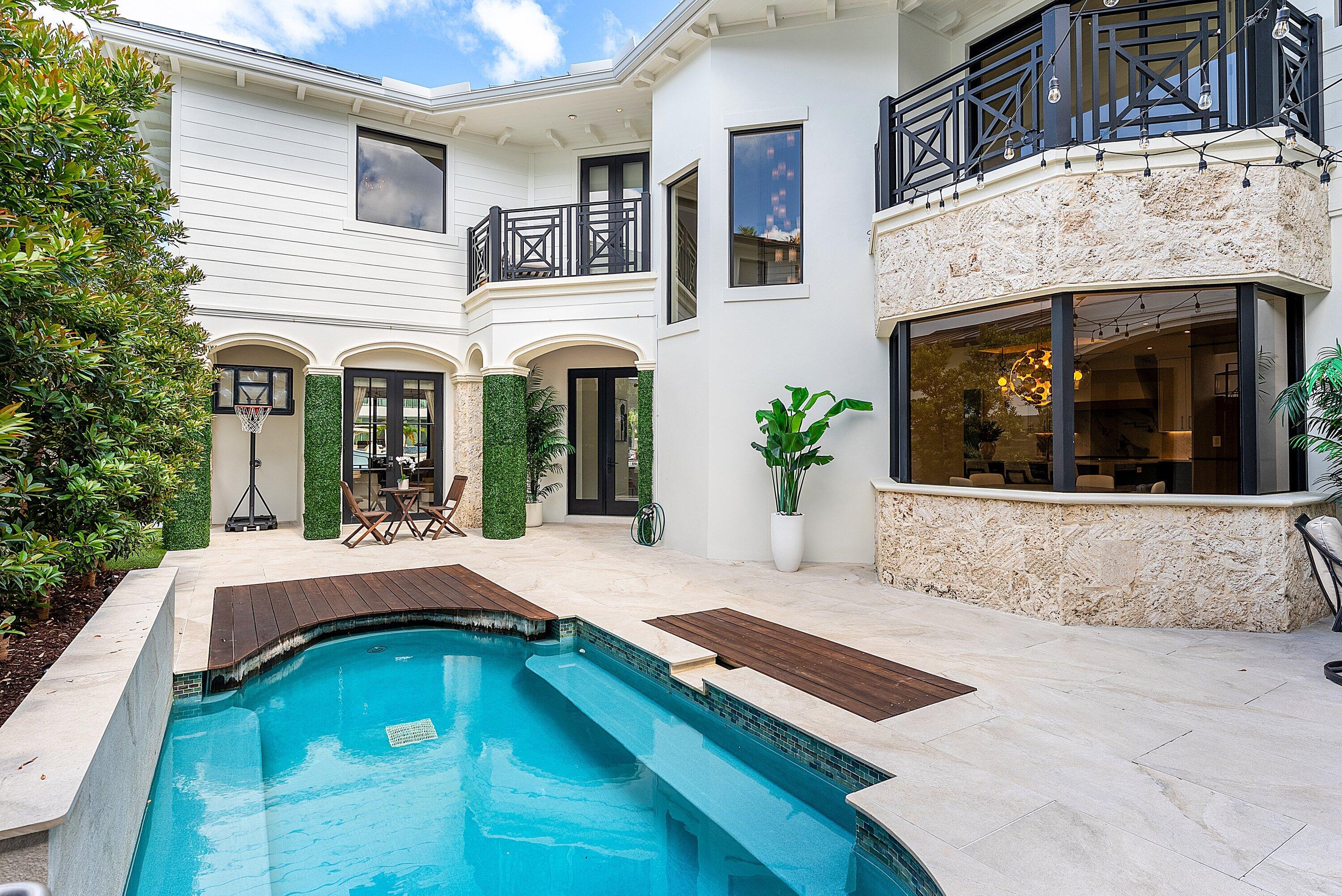 BOCA MARINA - Residential