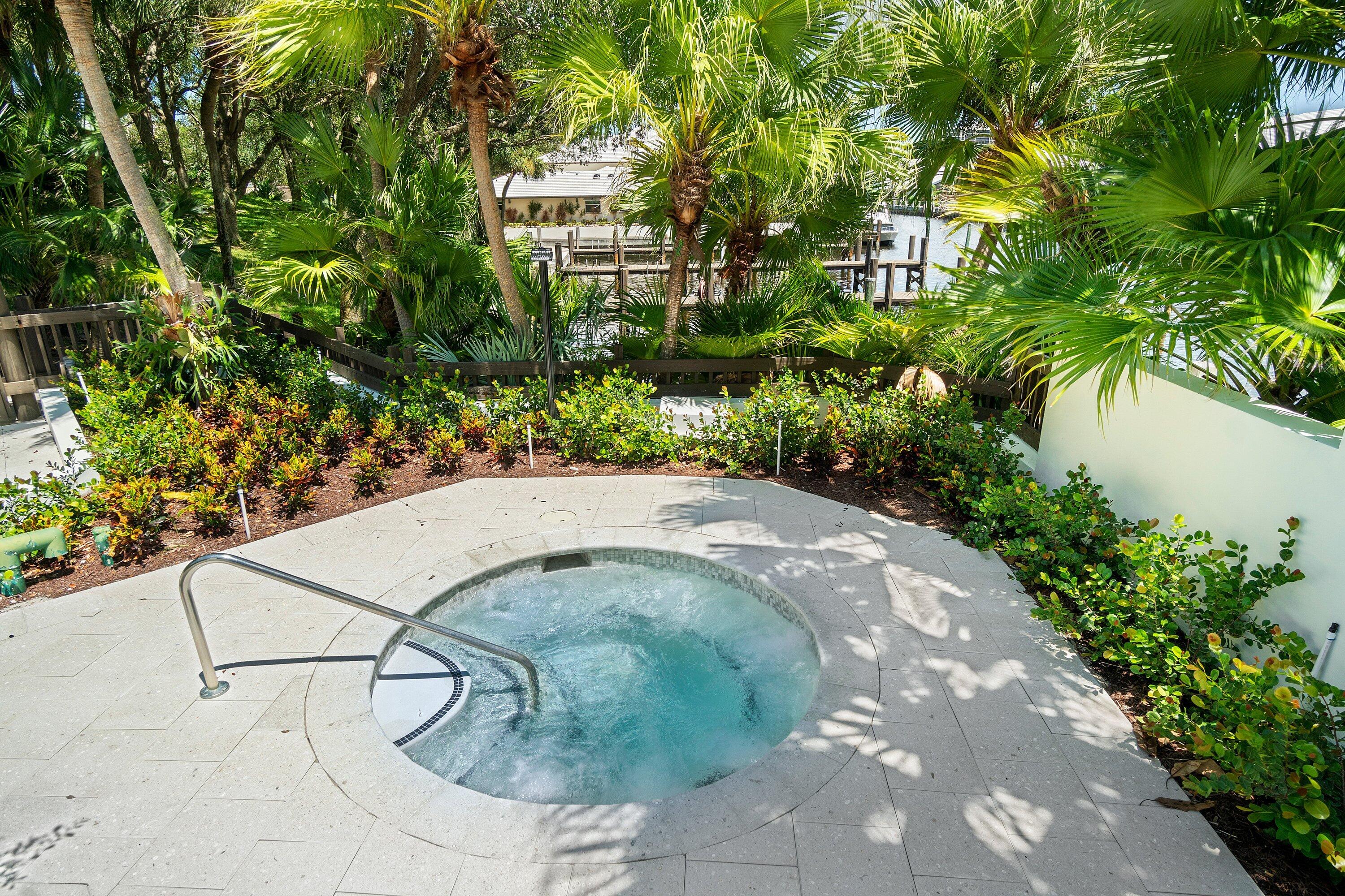 BOCA MARINA - Residential