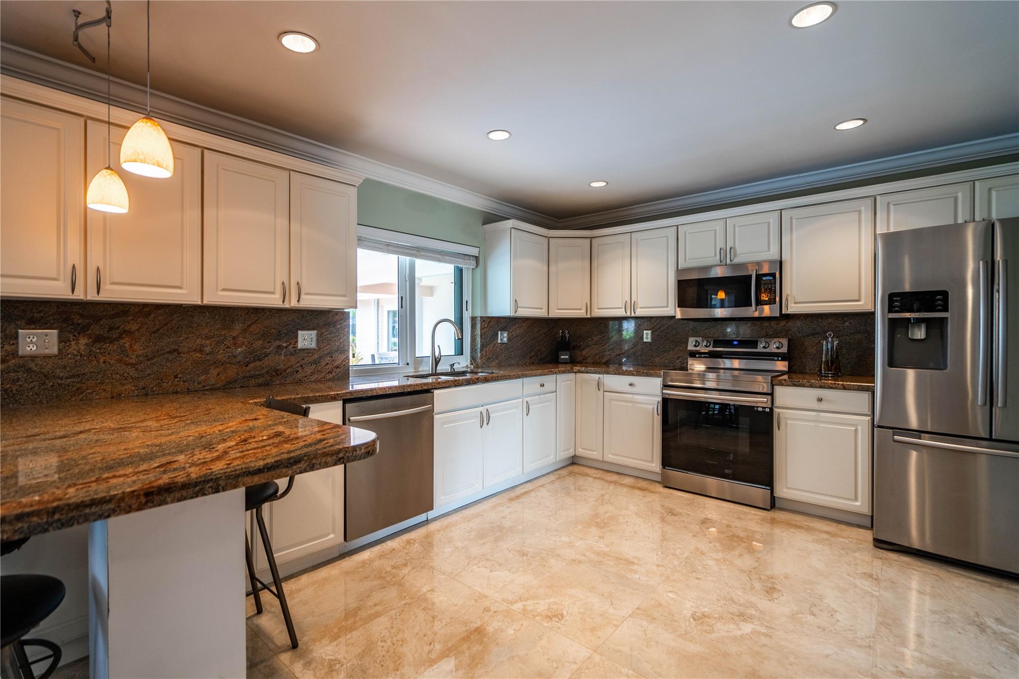 Hillsboro Harbor - Residential