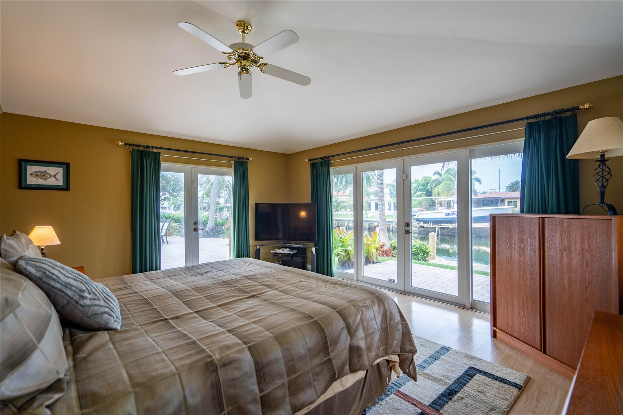 Hillsboro Harbor - Residential
