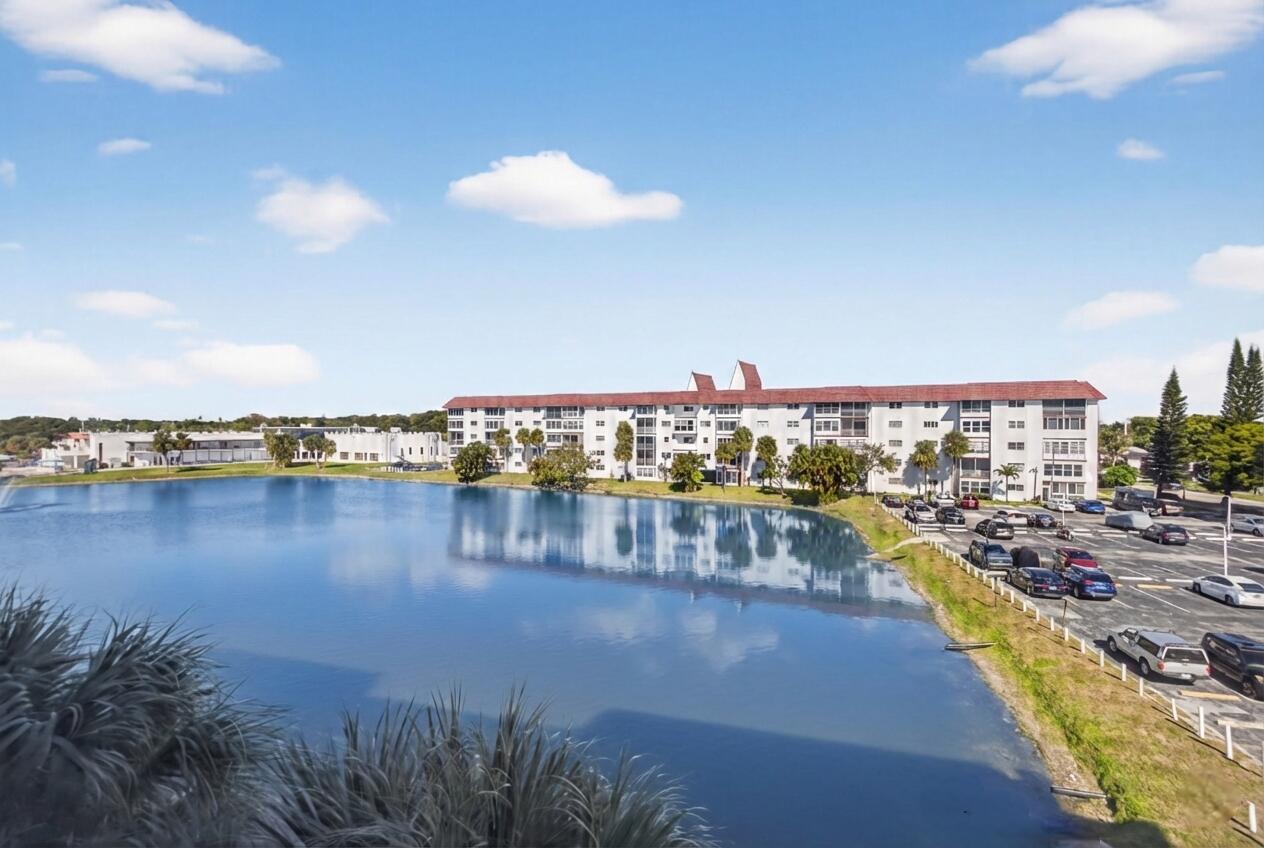 Welcome To Castle Gardens, A Newly Updated Complex. 50 Year Inspection Complete. This 1 Bed, 1.5 Bath Unit Features An Open Area With Natural Light & A Private Balcony Perfect With Relaxing LAKE VIEWS. The Kitchen Has Ample Cabinet & Counter Space, While It's Bedroom Provides A Quiet & Comfortable Retreat. This Community Incudes A Clubhouse, Library, Lounges, Media Room, Movie Theater, Bowling Alley, Billiards, Card Room, Game Room, Fitness Center, Sauna, Steam Room, Water Aerobics, Group Fitness, 3 Heated Pools, Shuffleboard Tennis & Pickleball Courts, Courtesy Bus, Common Laundry Facilities, Landscaping Services, Secure Entry, Picnic Areas, & BBQ Areas. Close To Shopping, Dining, & Public Transportation. Just Minutes From Ft. Lauderdale And Local Beaches. Schedule Your Showing Today!