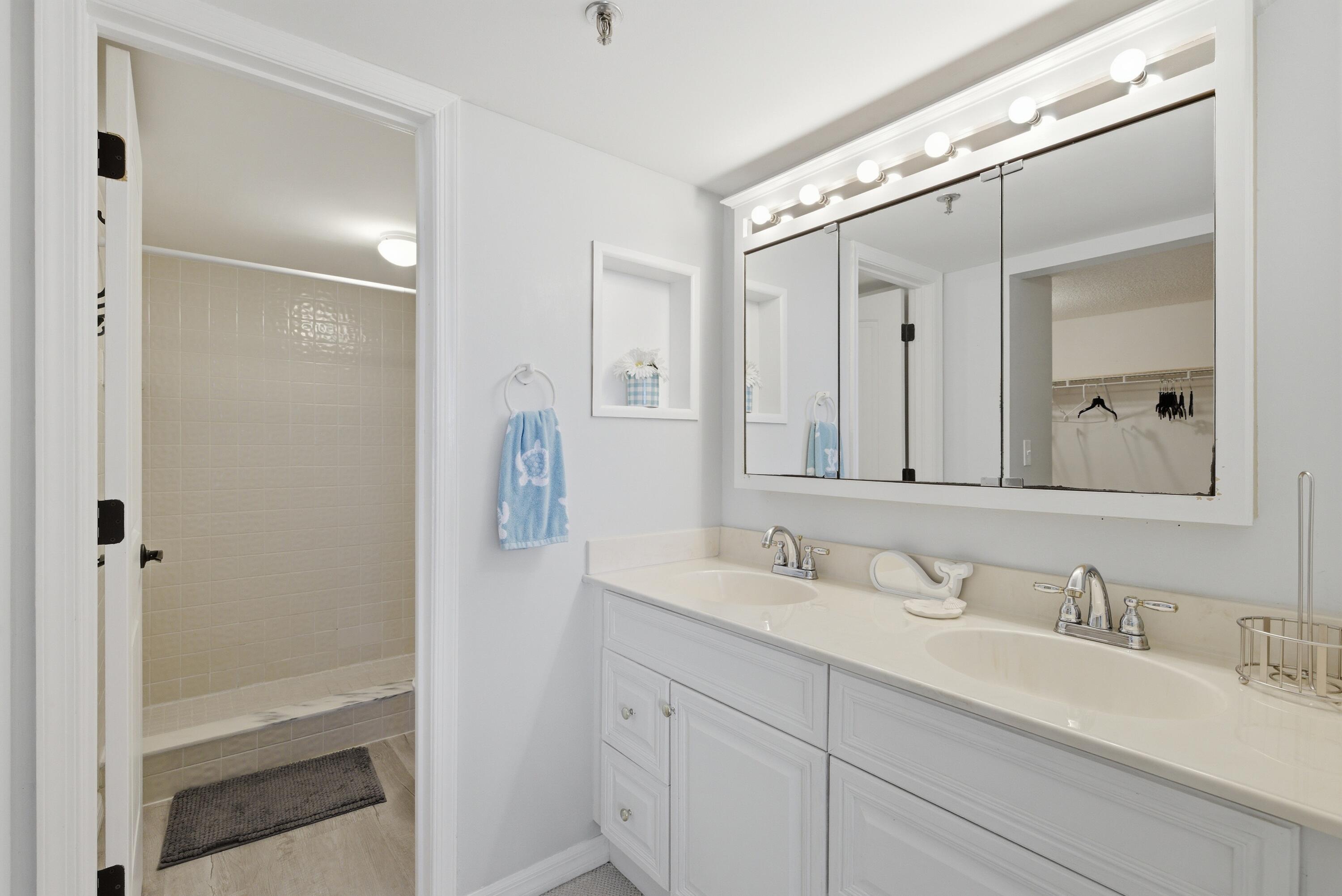 AVALON BEACH CLUB, A CONDOMINIUM - Residential