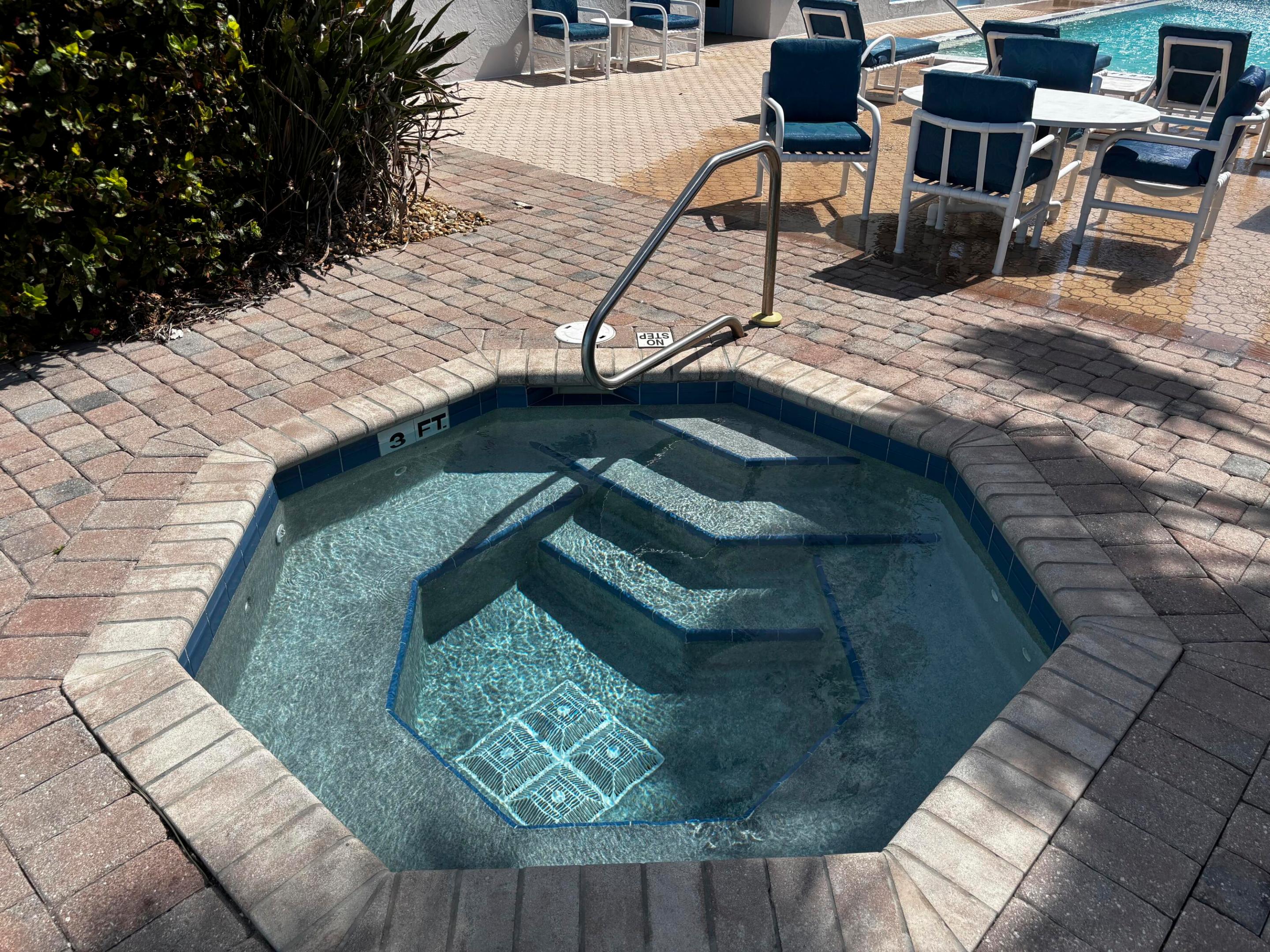 AVALON BEACH CLUB, A CONDOMINIUM - Residential