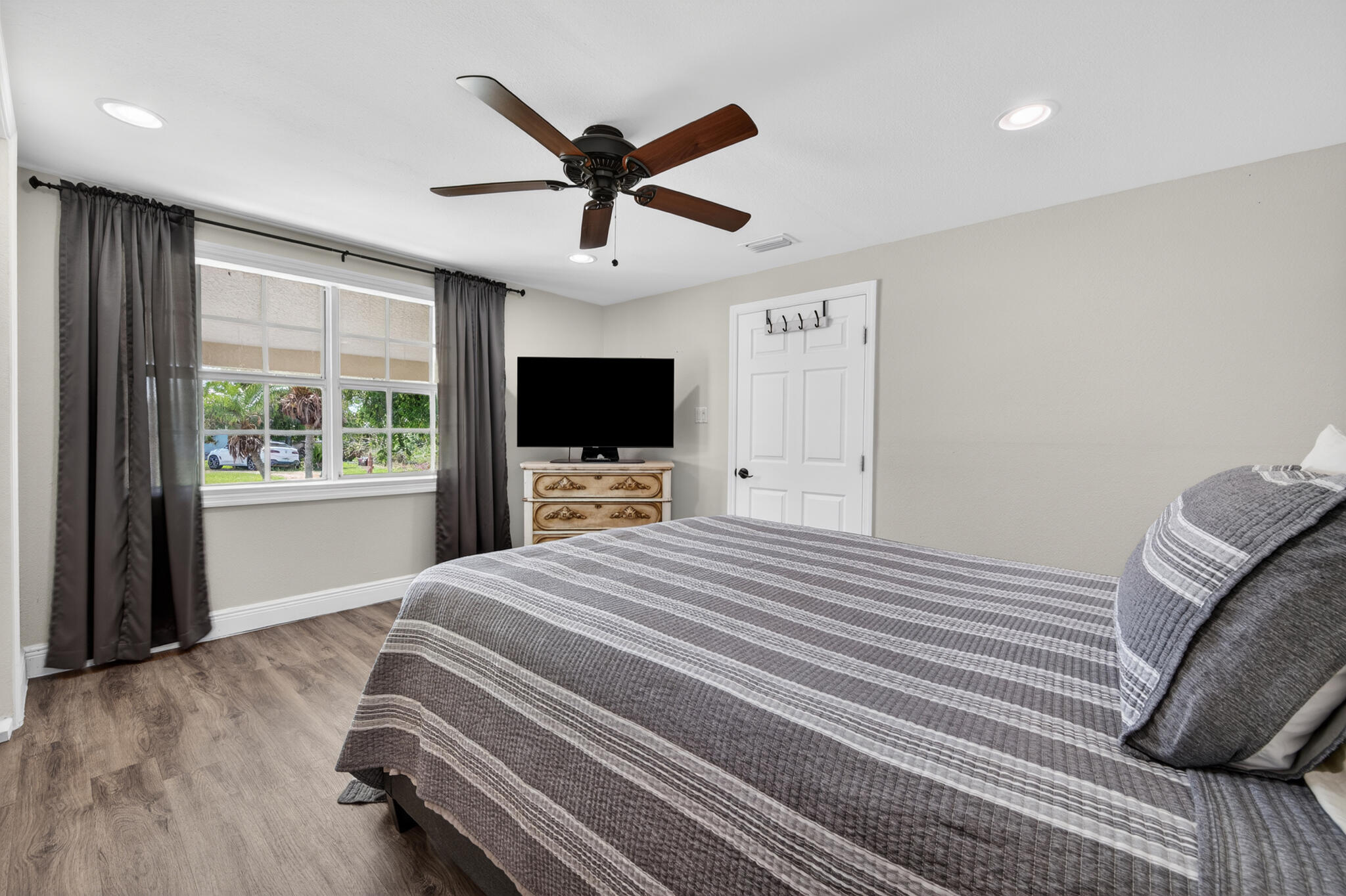 GOODBREADS - Residential
