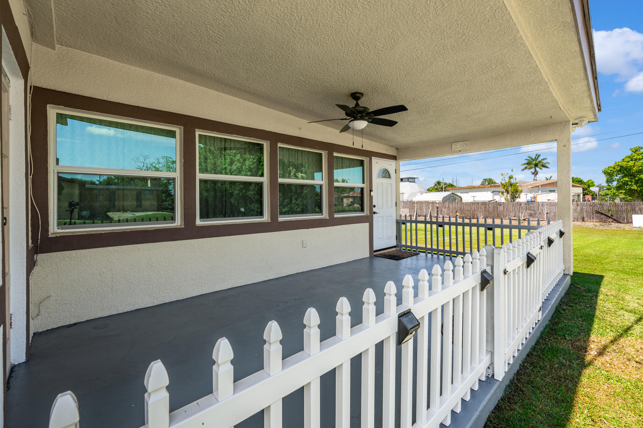 GOODBREADS - Residential