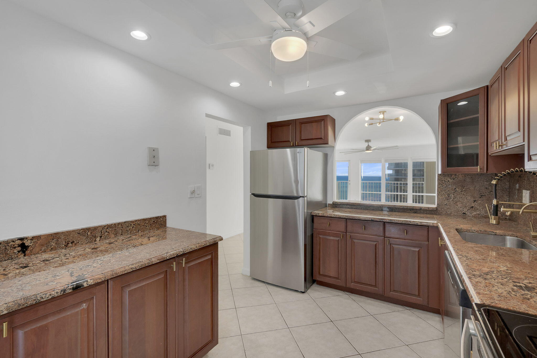 ADMIRALTY TOWERS CONDOMINIUM - Residential