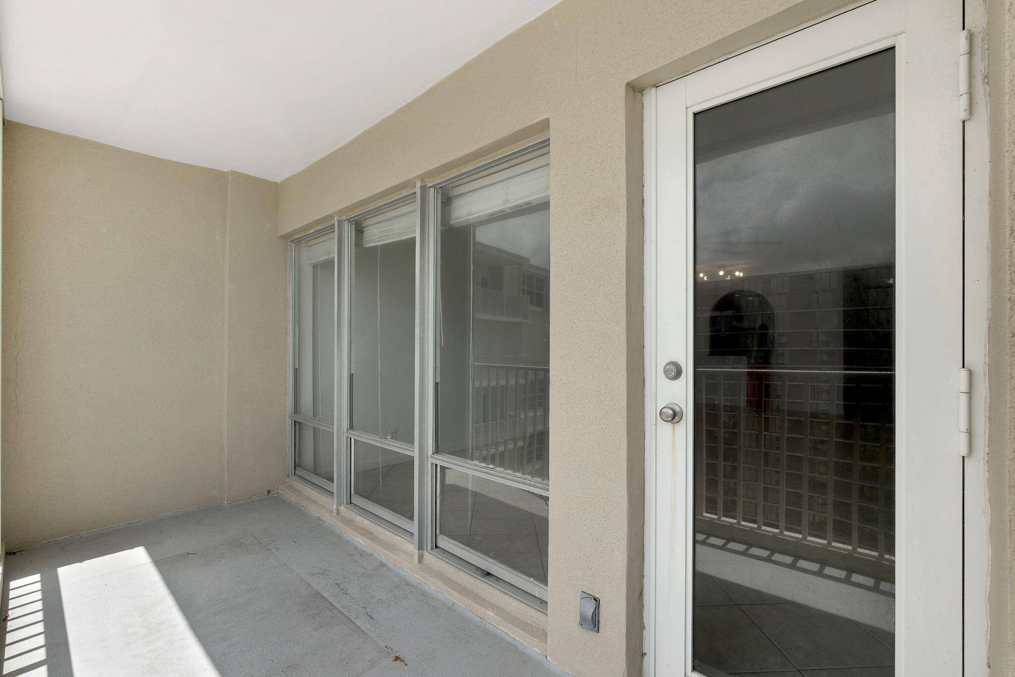 ADMIRALTY TOWERS CONDOMINIUM - Residential
