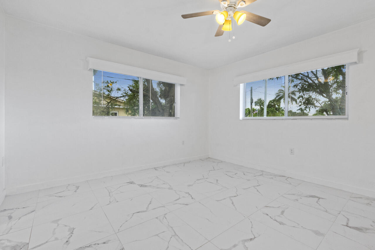 FT PIERCE BEACH SUBDIVISION - Residential Income