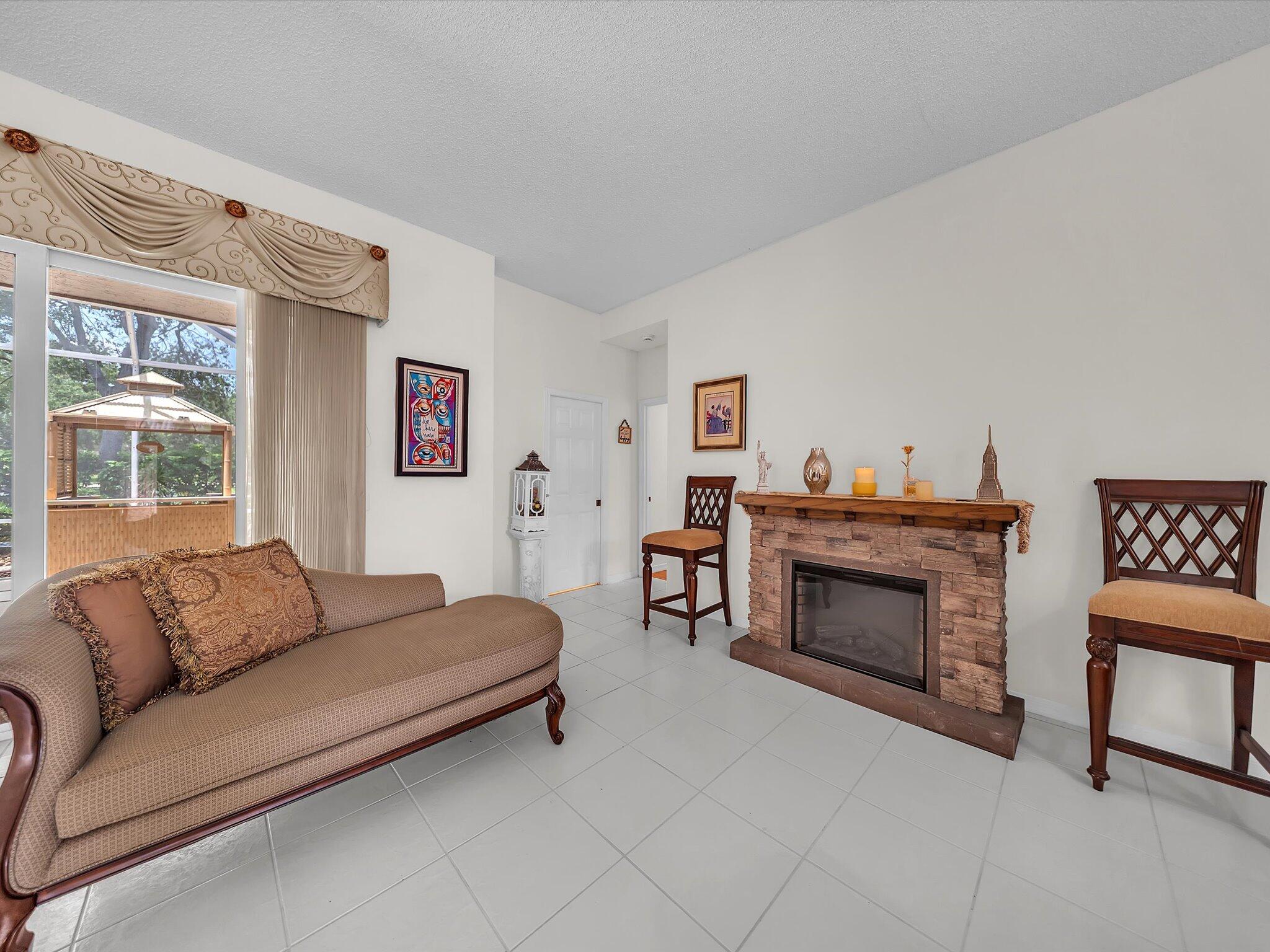 PARKWOOD IX - Residential