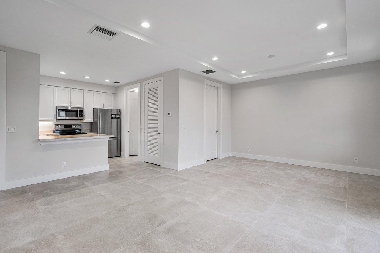 GULFSTREAM ESTATES 2 - Residential Lease