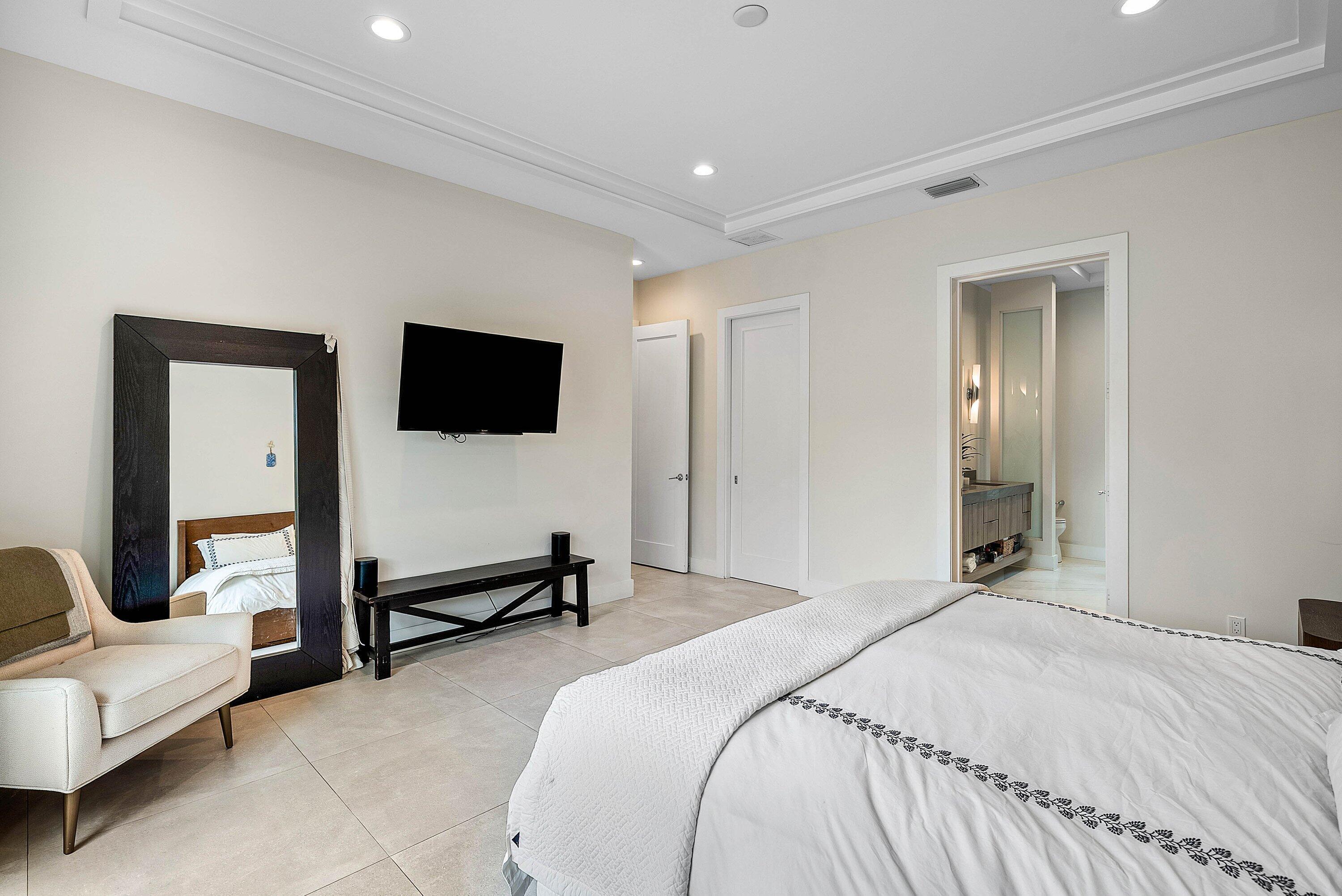 GULFSTREAM ESTATES 2 - Residential Lease