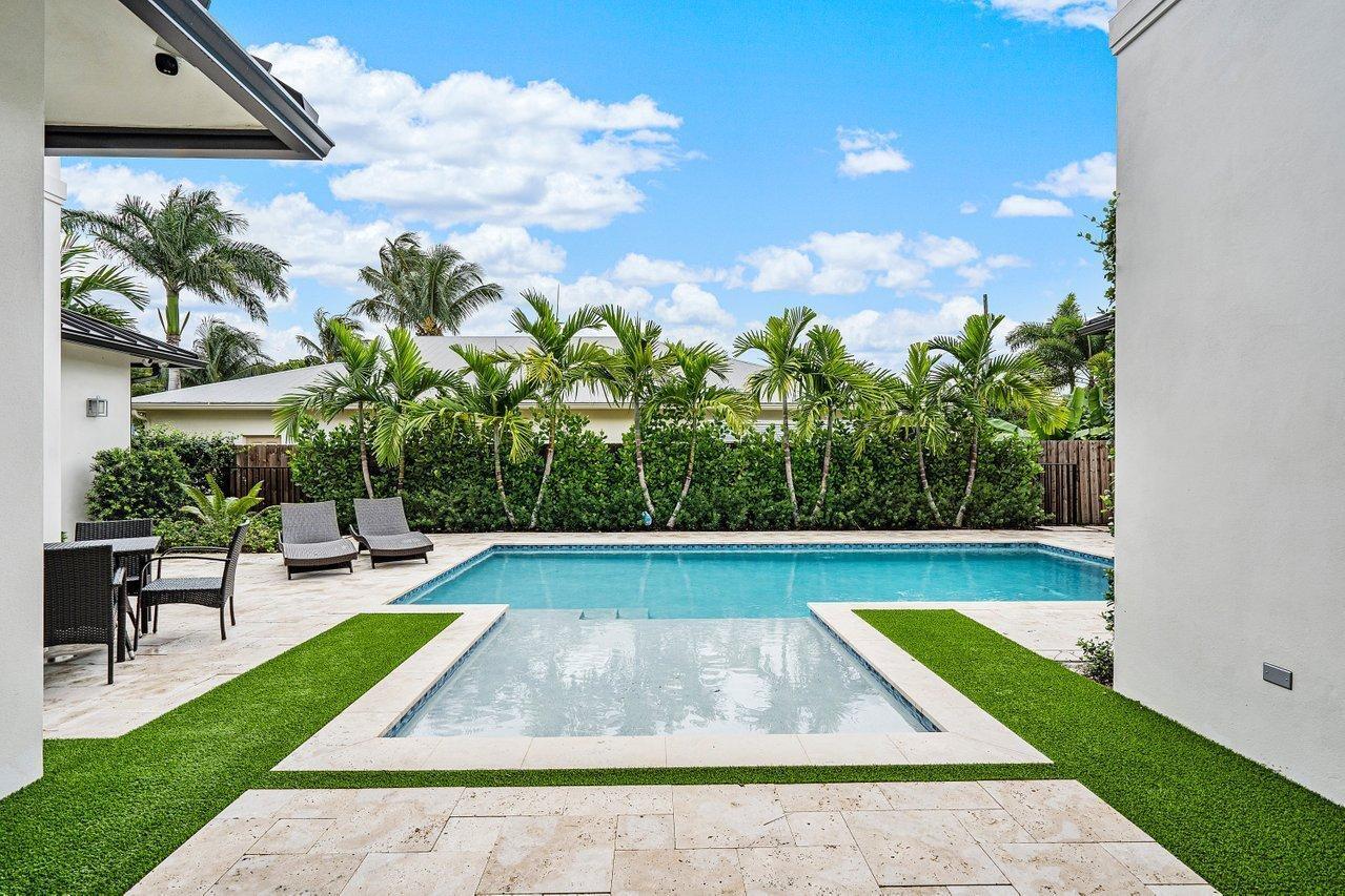 GULFSTREAM ESTATES 2 - Residential Lease