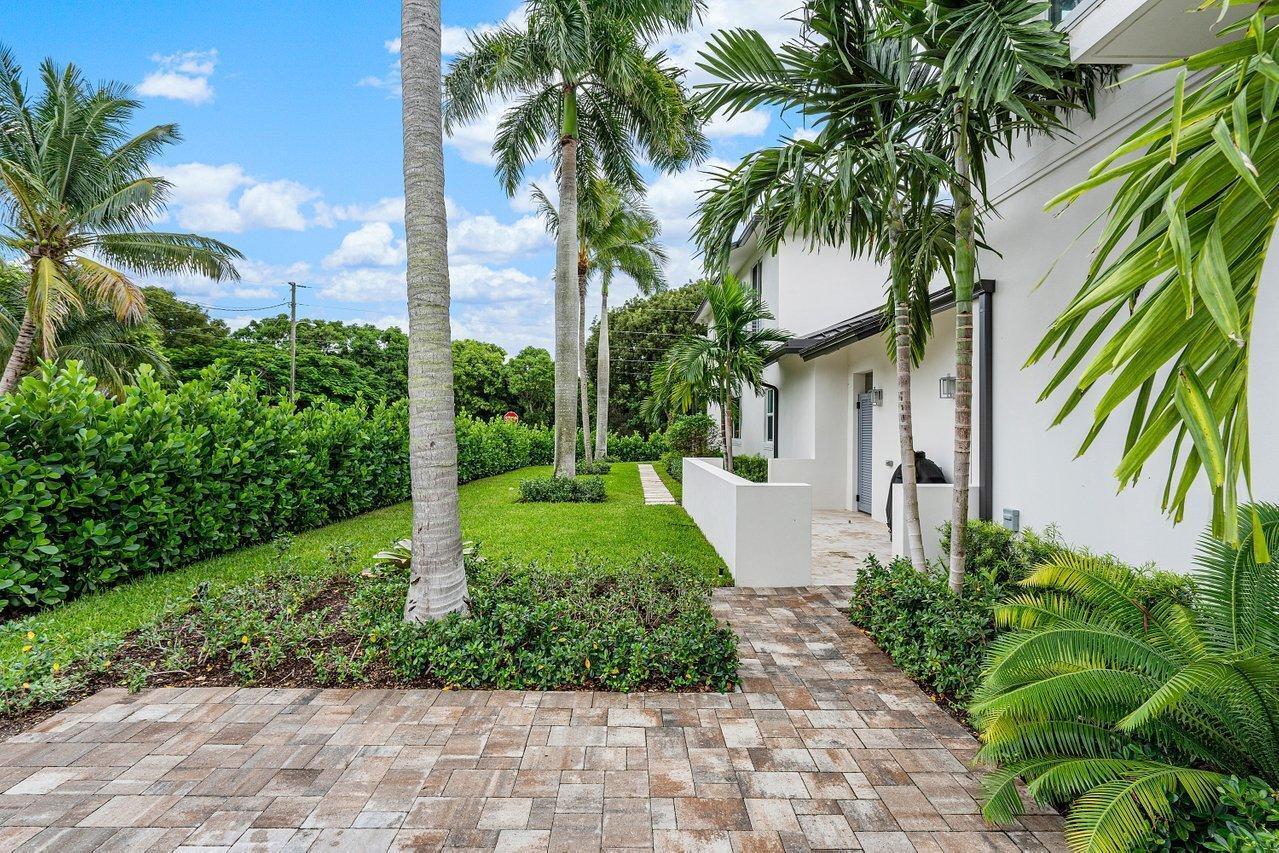 GULFSTREAM ESTATES 2 - Residential Lease