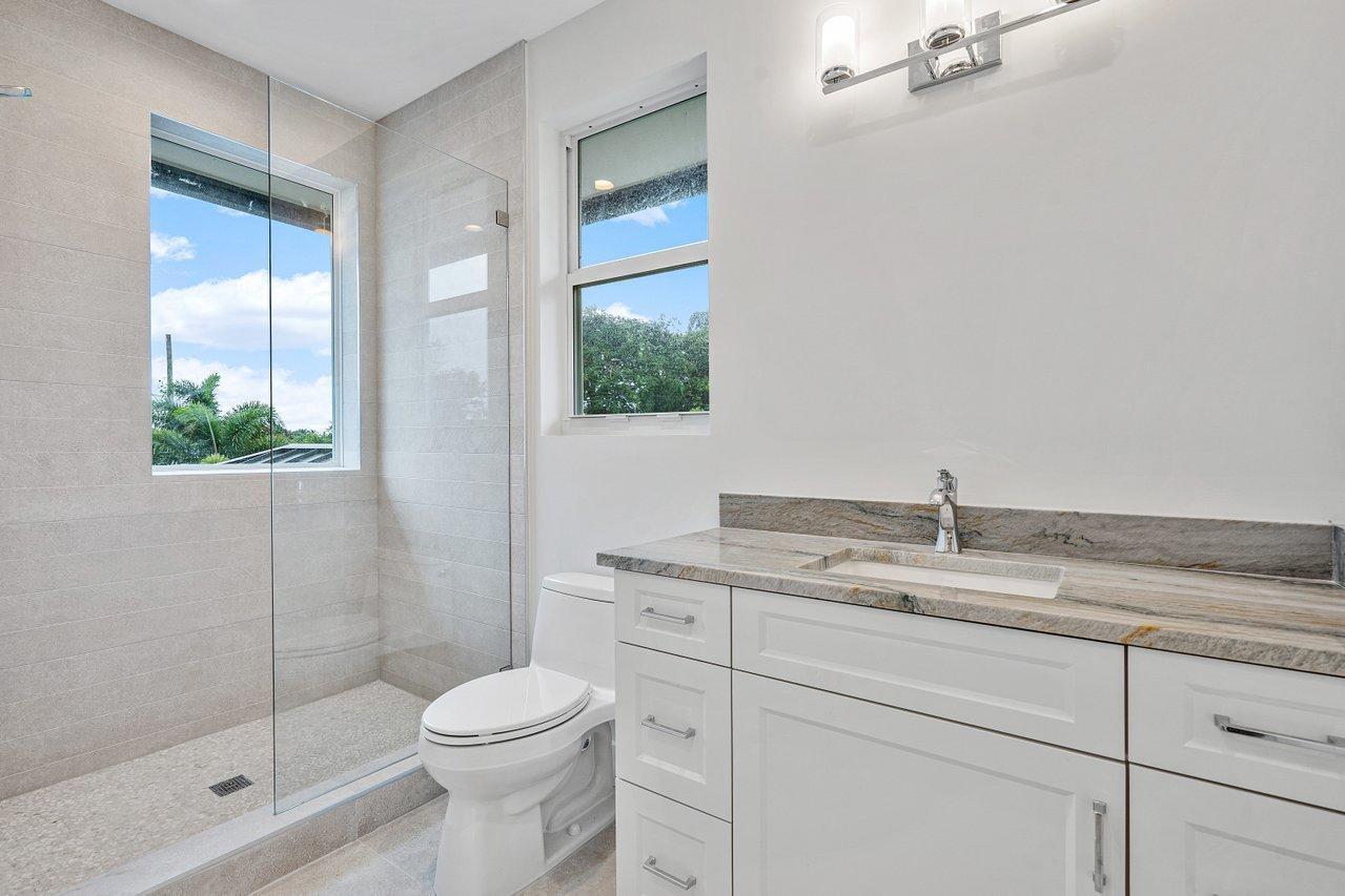GULFSTREAM ESTATES 2 - Residential Lease