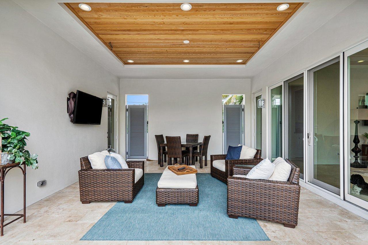 GULFSTREAM ESTATES 2 - Residential Lease