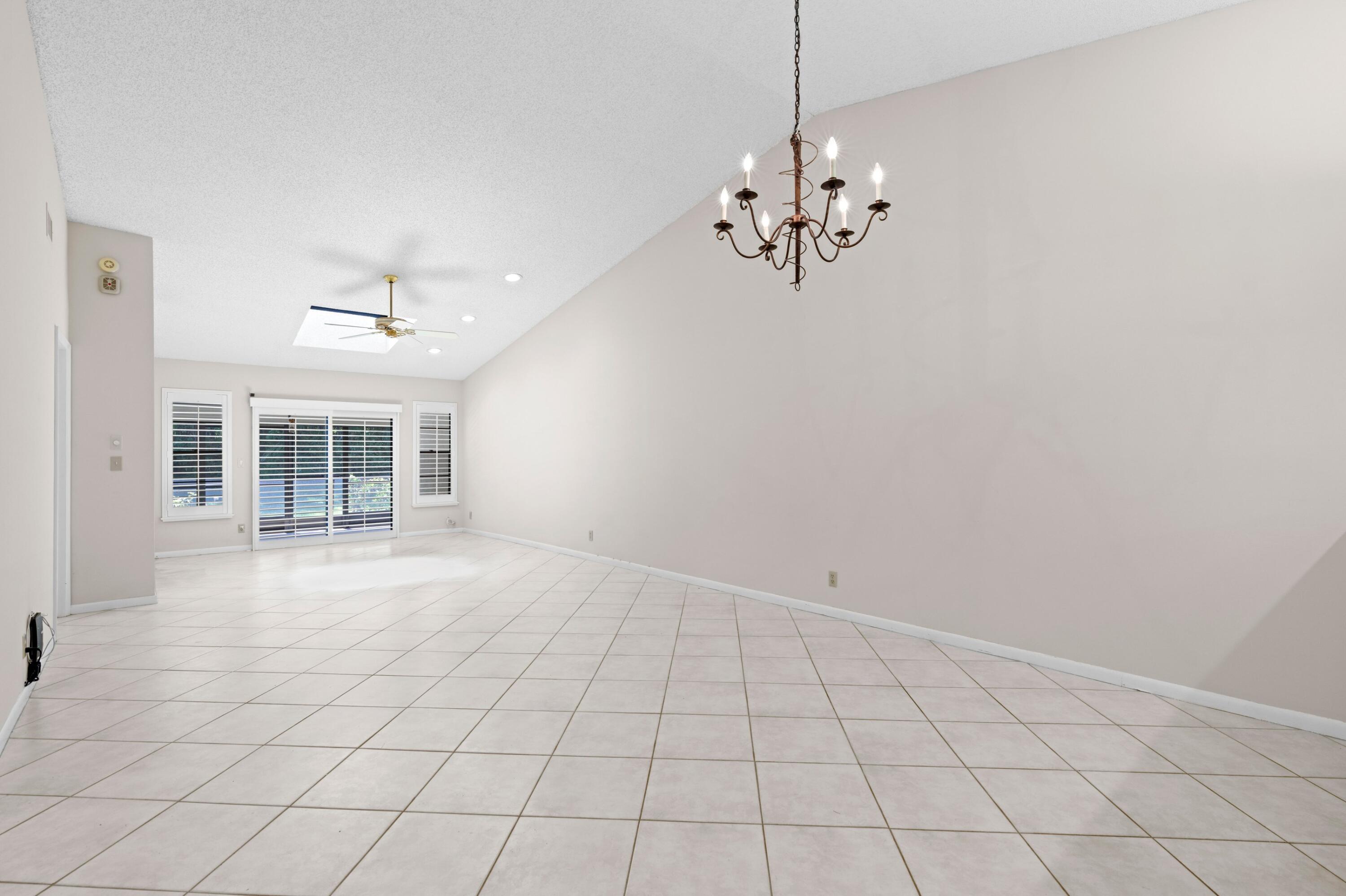 PALM CHASE LAKES CONDO - Residential
