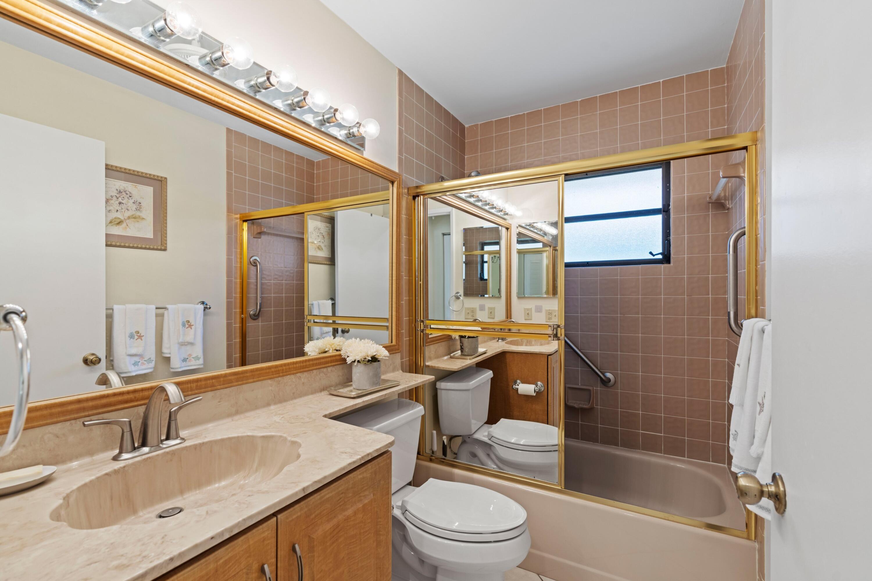 PALM CHASE LAKES CONDO - Residential