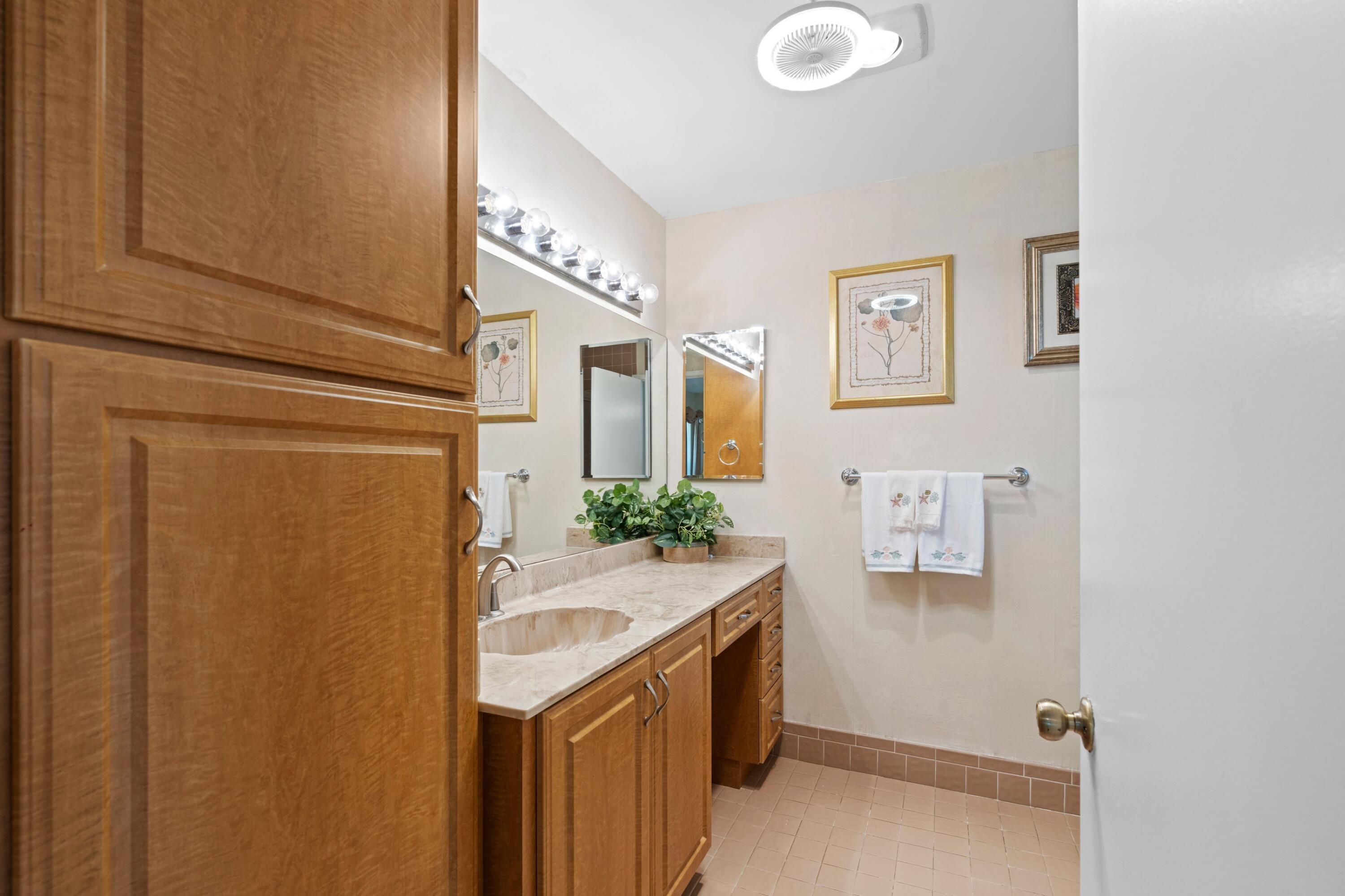 PALM CHASE LAKES CONDO - Residential