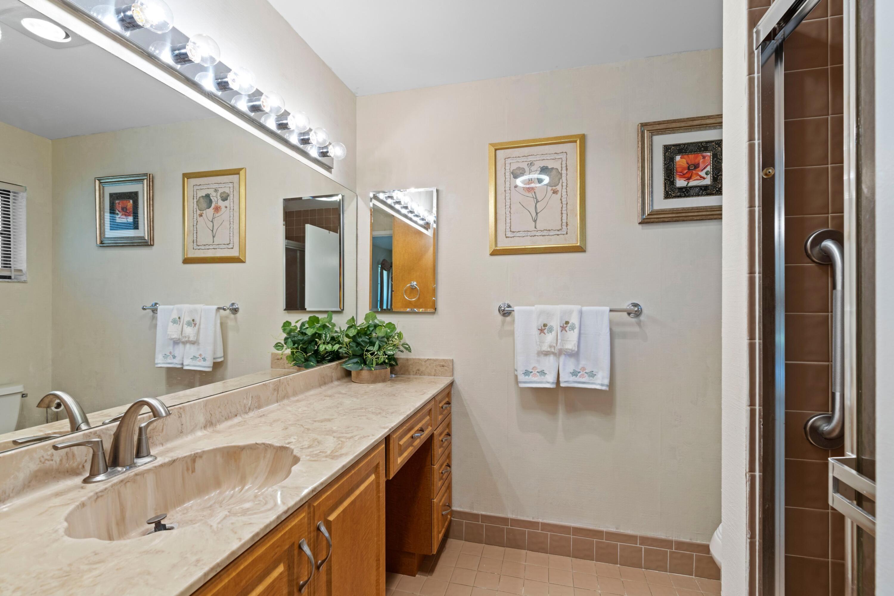 PALM CHASE LAKES CONDO - Residential