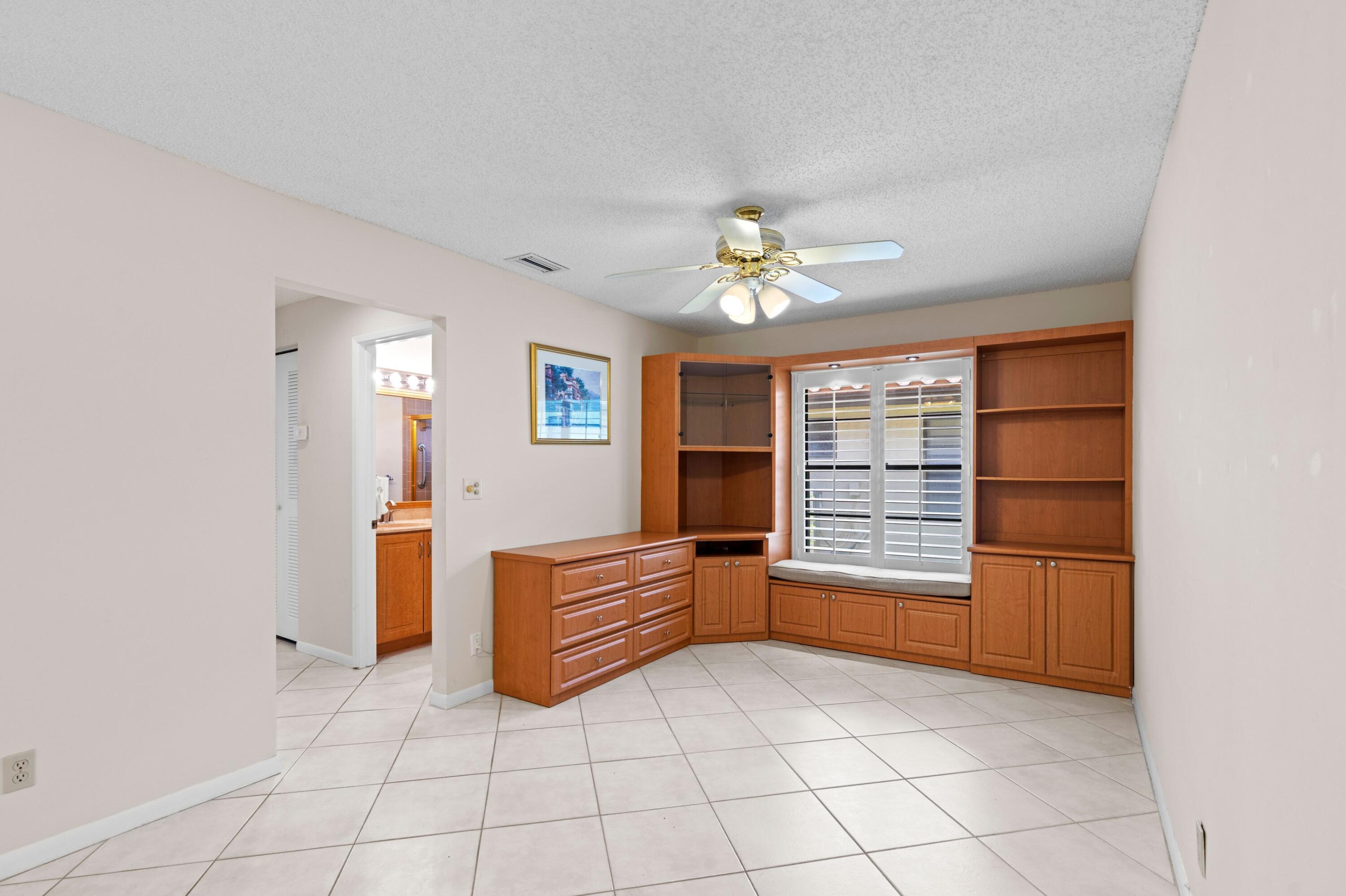 PALM CHASE LAKES CONDO - Residential