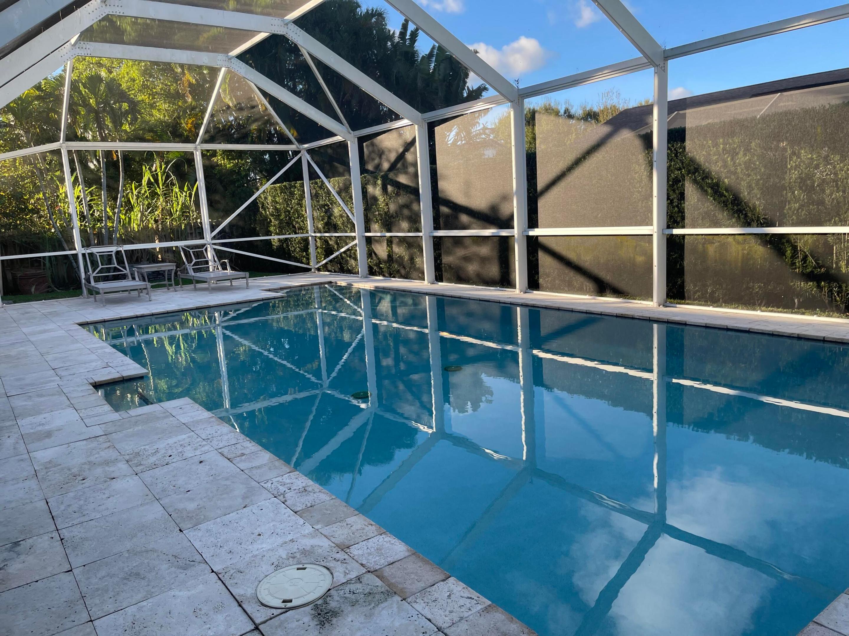 GREENVIEW SHORES 2 OF WELLINGTON - Residential