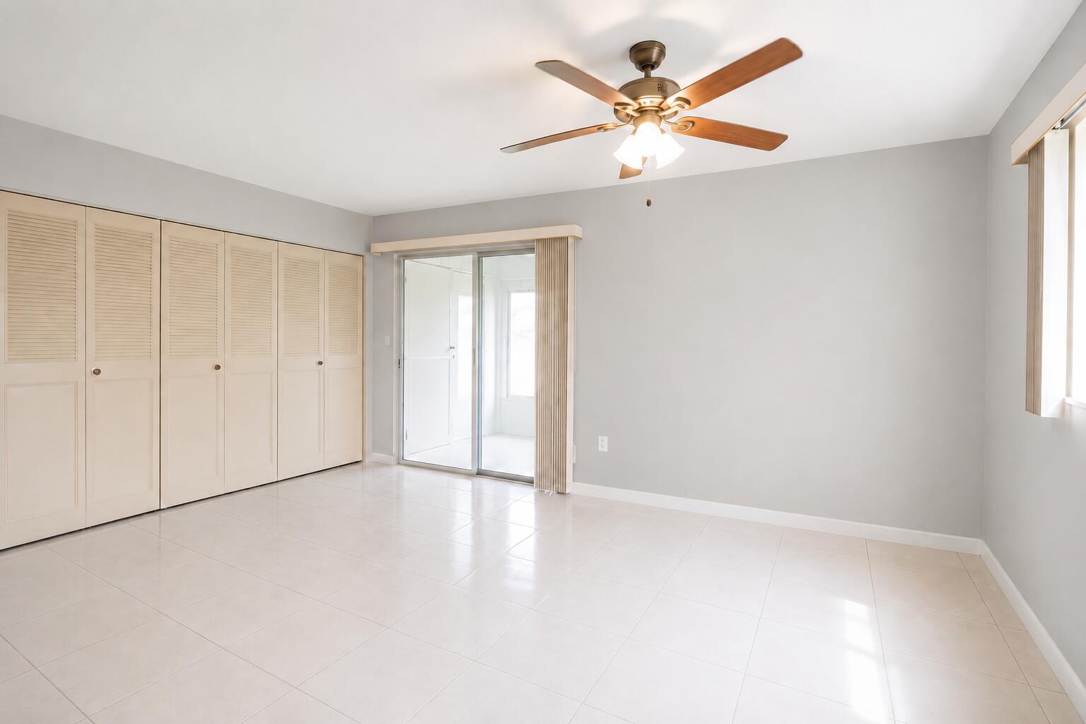 KINGS POINT MONACO CONDOS - Residential