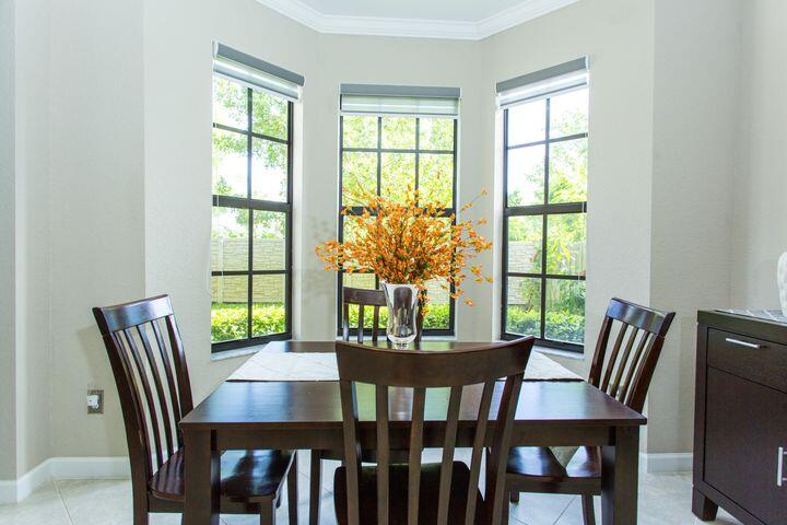 WELLINGTON PARC - Residential Lease