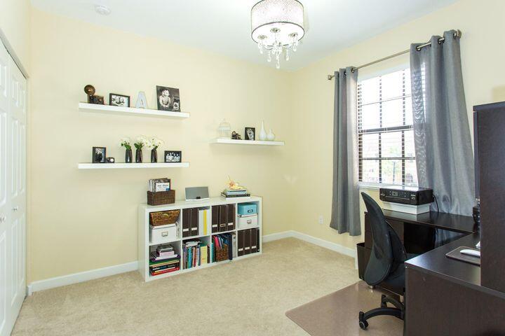 WELLINGTON PARC - Residential Lease