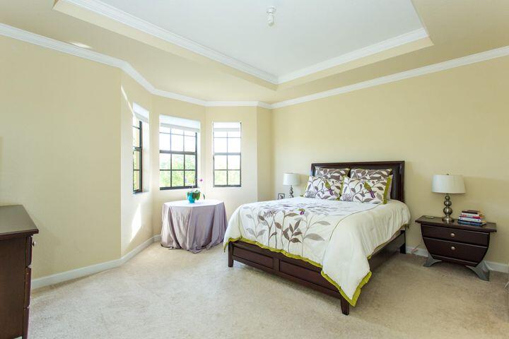 WELLINGTON PARC - Residential Lease
