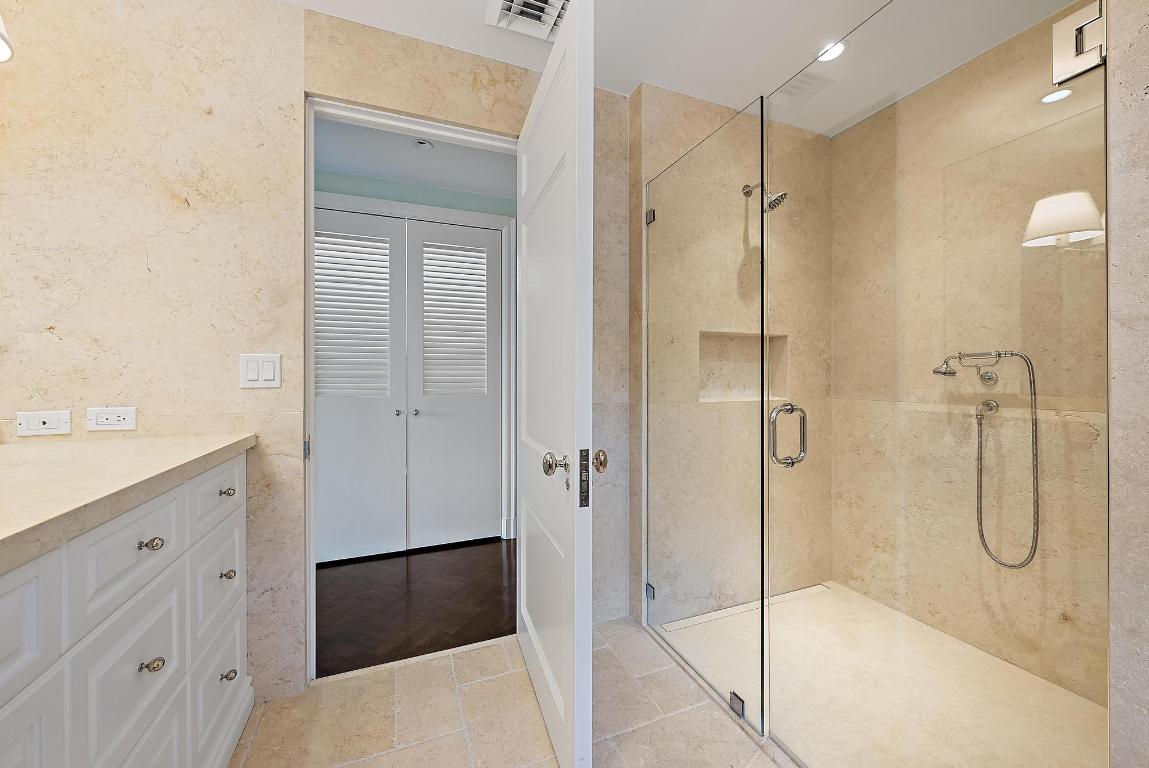 VILLAS INC - Residential