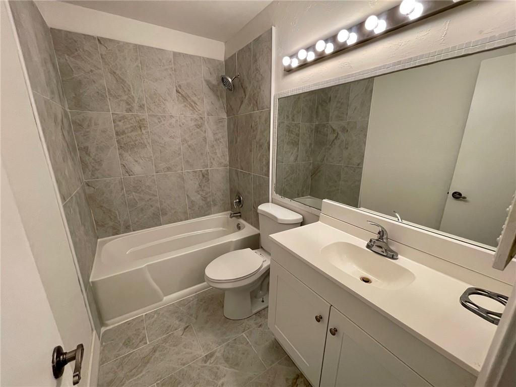 Palmland Villas Condo 1 - Residential