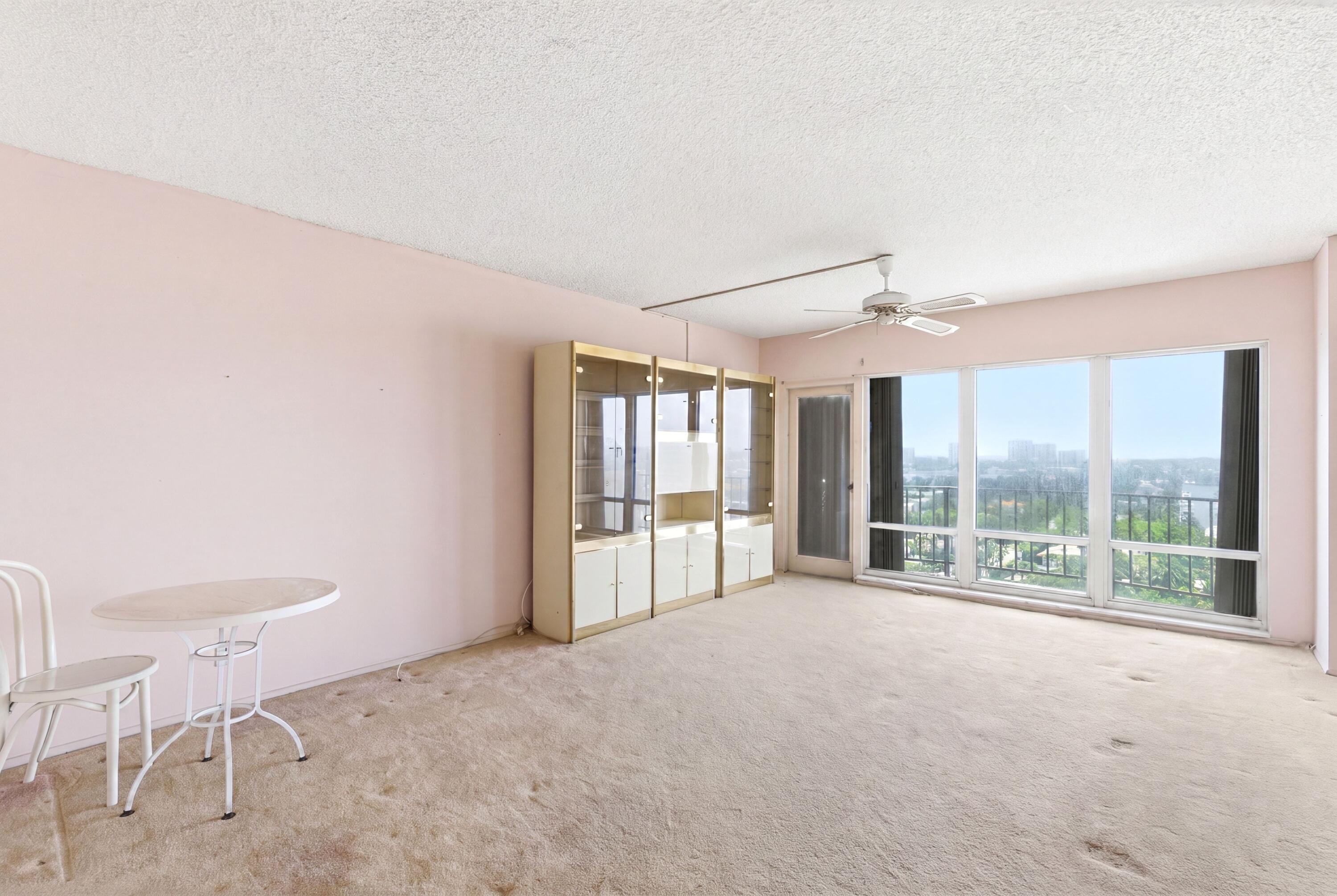 MARINE TOWER CONDO - Residential