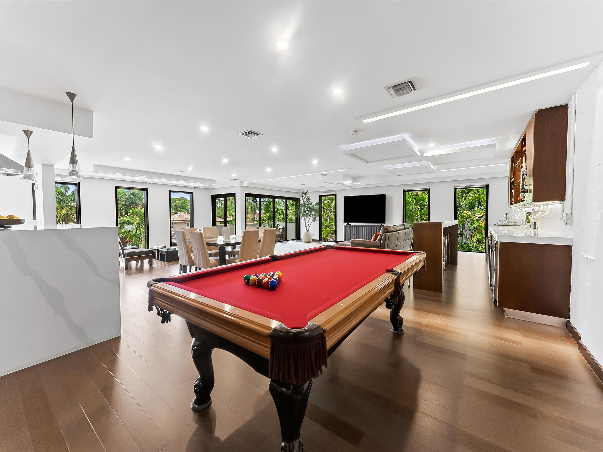 76 ISLE OF VENICE CO-OP - Residential