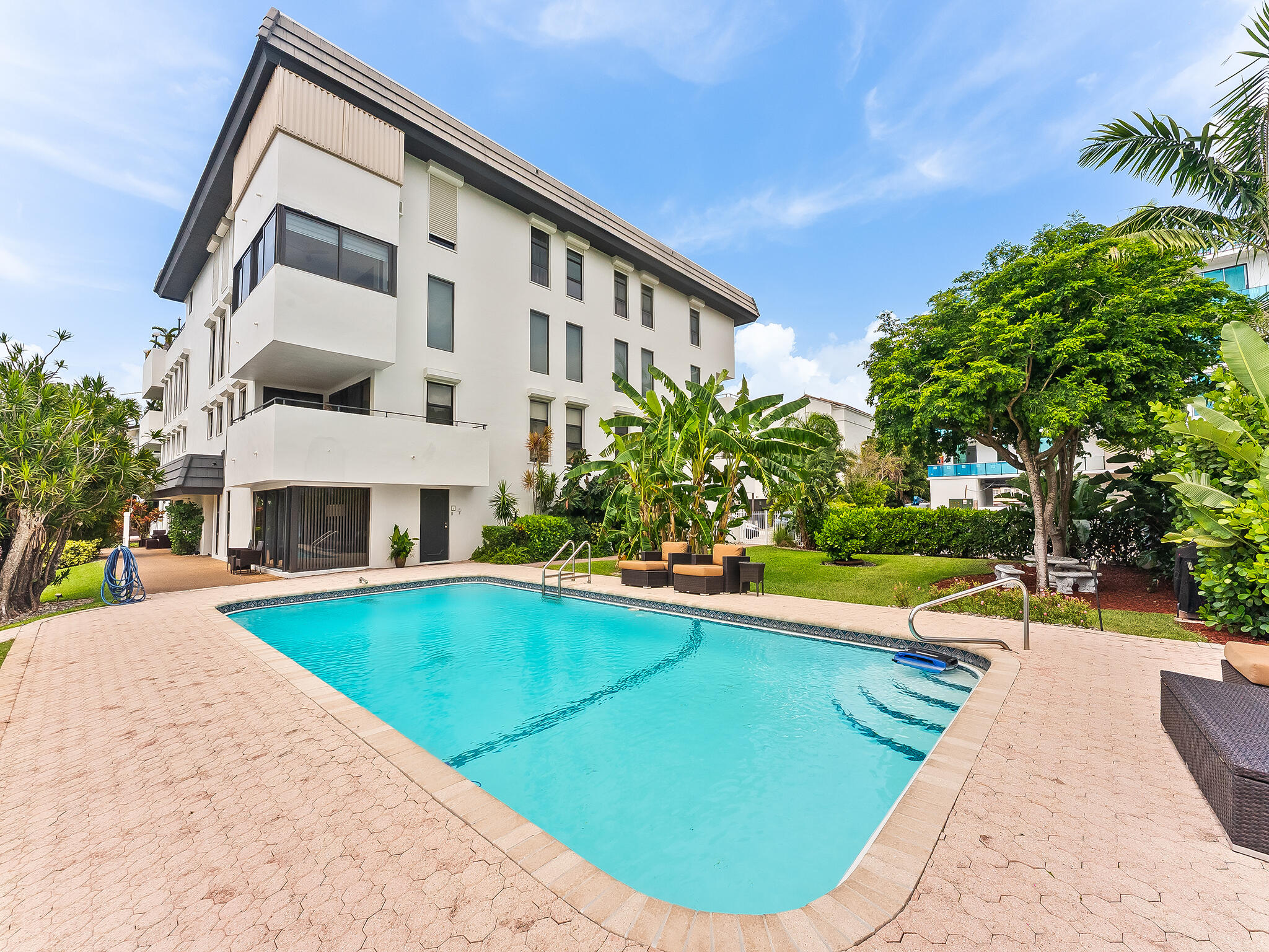76 ISLE OF VENICE CO-OP - Residential