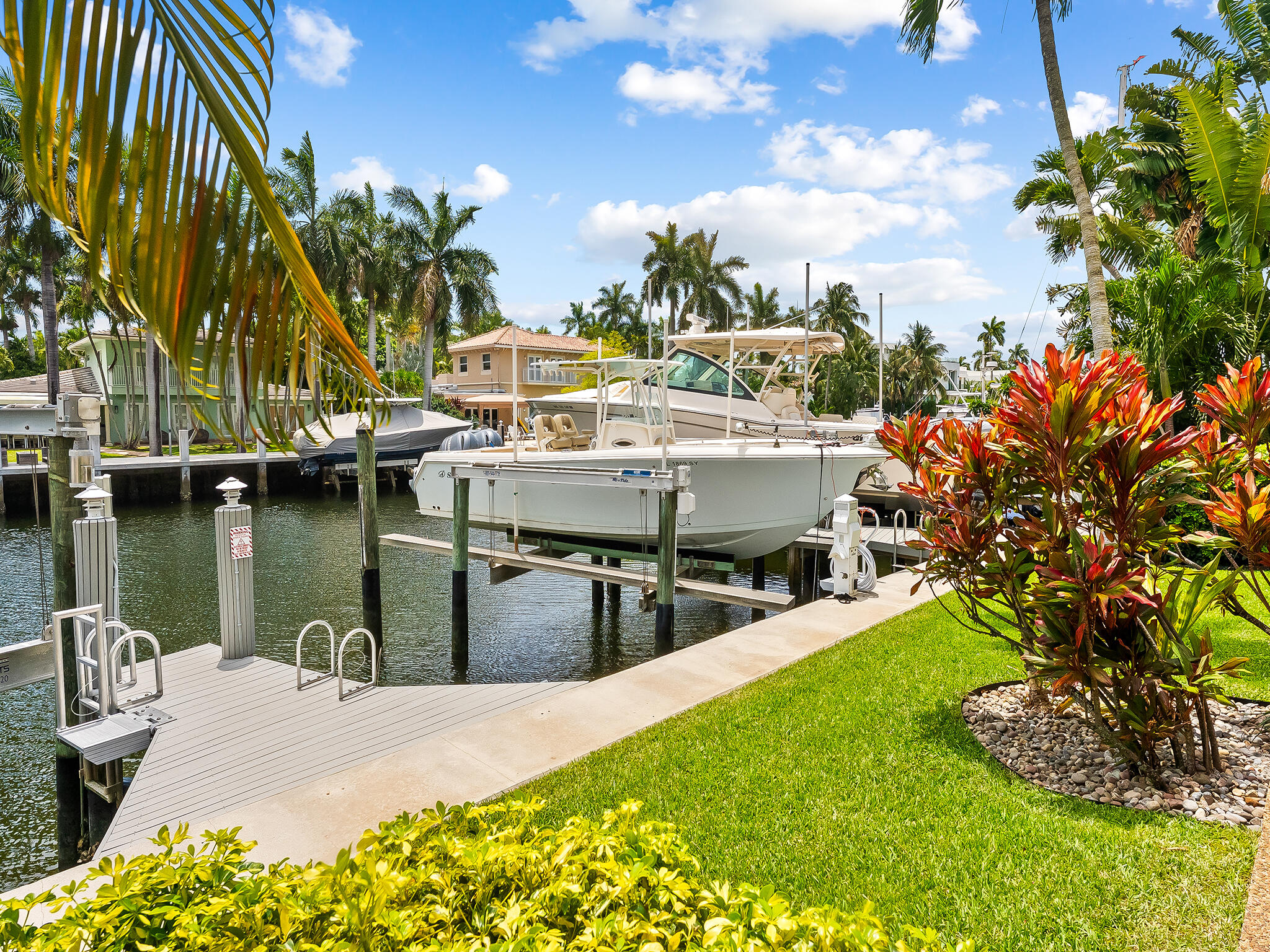 76 ISLE OF VENICE CO-OP - Residential