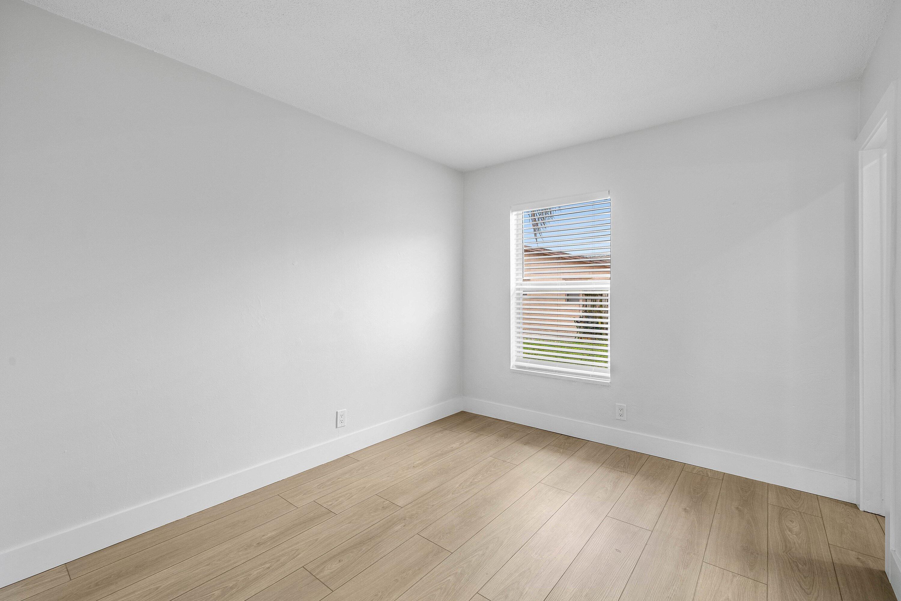 BOCA WOODS - Residential Lease