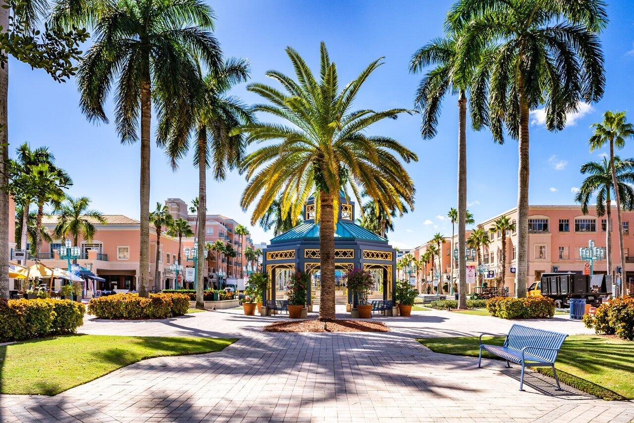 BOCA WOODS - Residential Lease