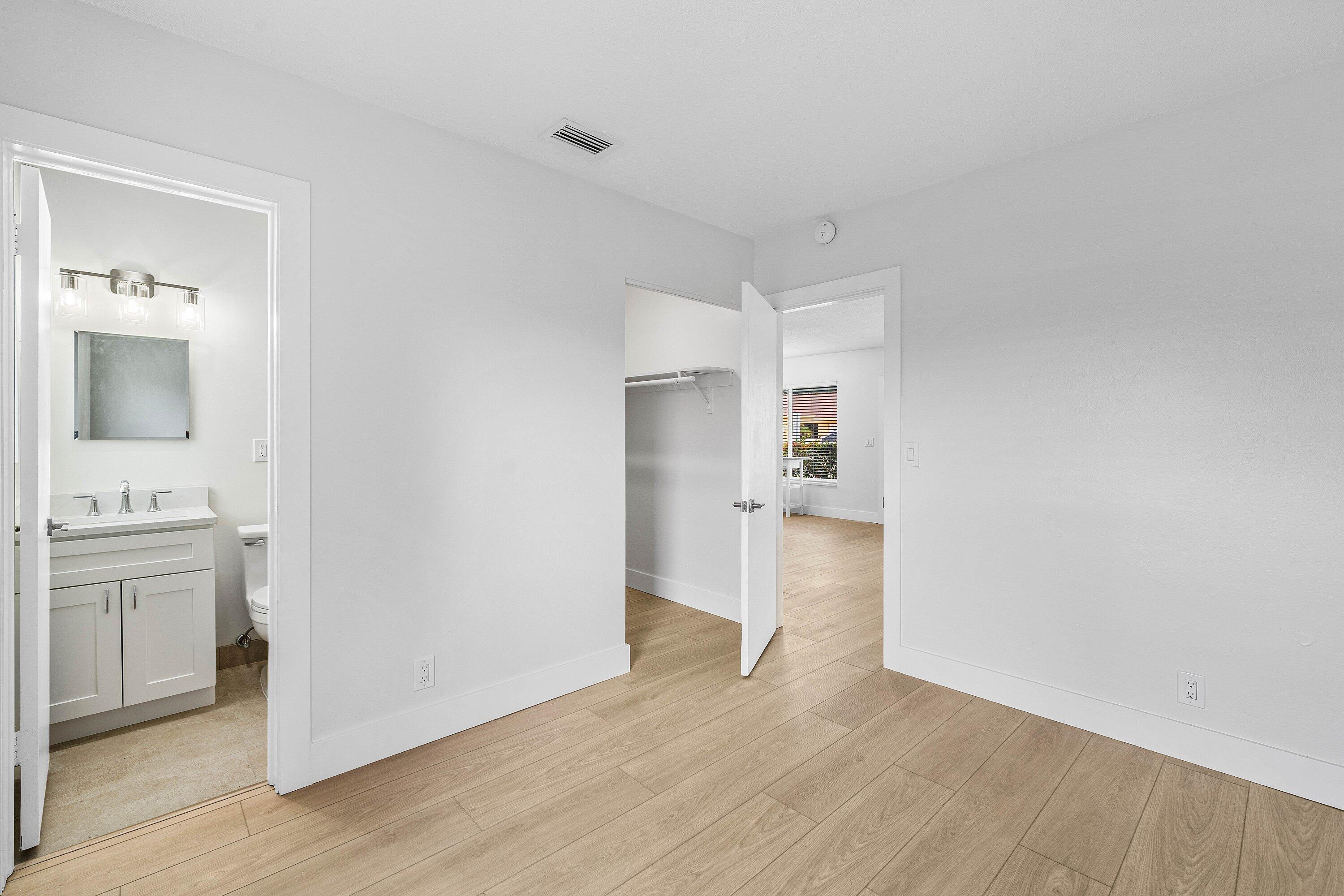 BOCA WOODS - Residential Lease