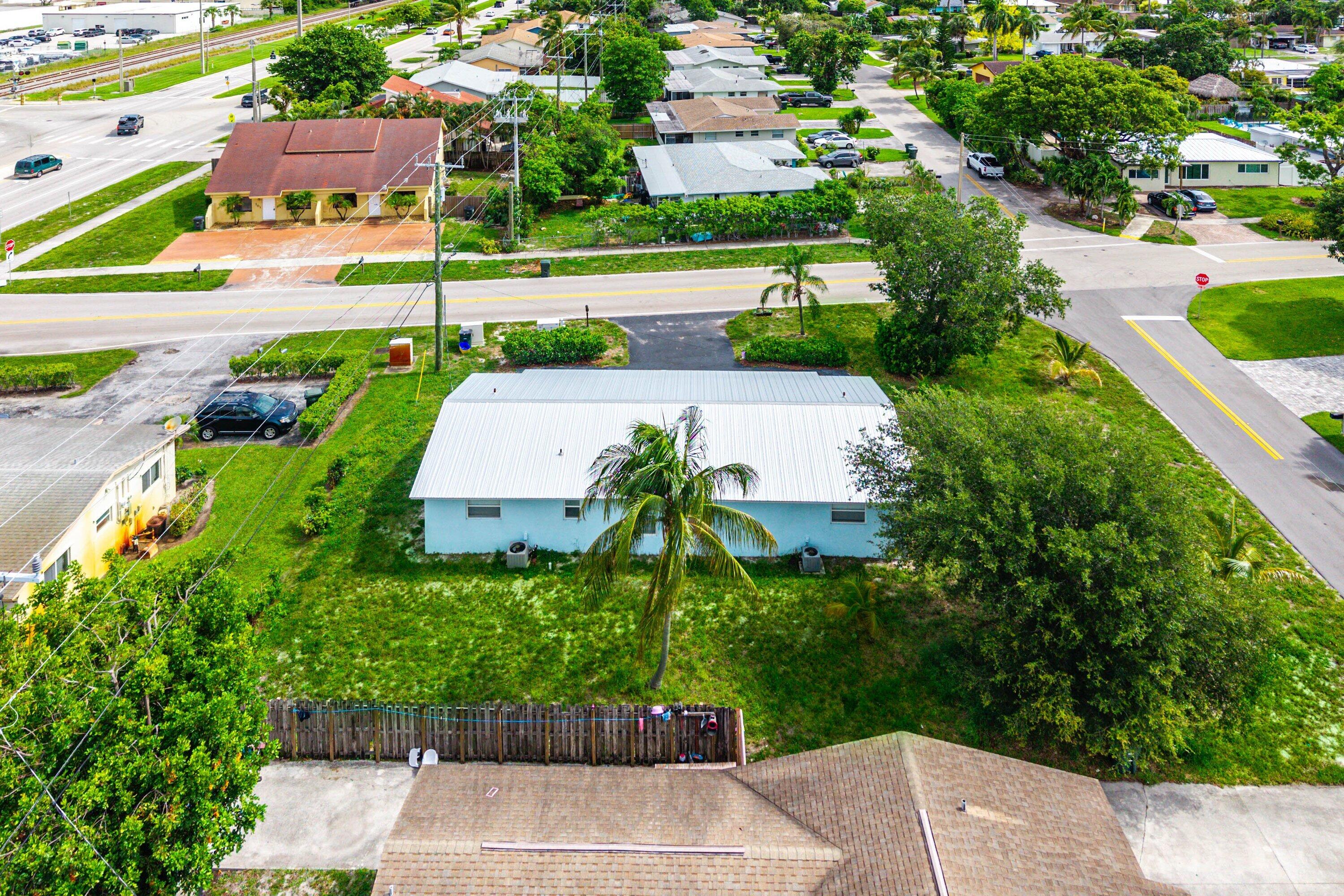 BOCA WOODS - Residential Lease