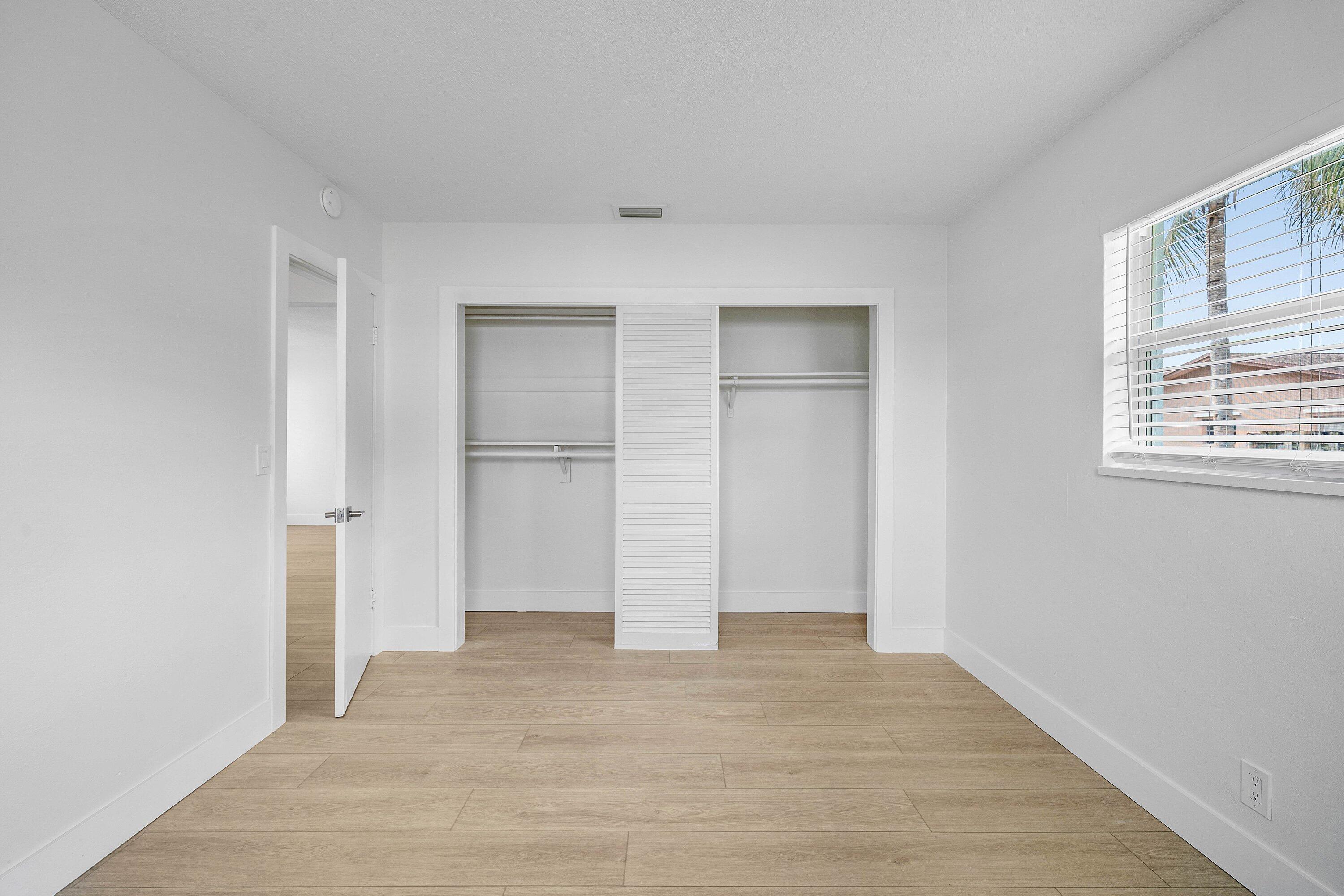 BOCA WOODS - Residential Lease
