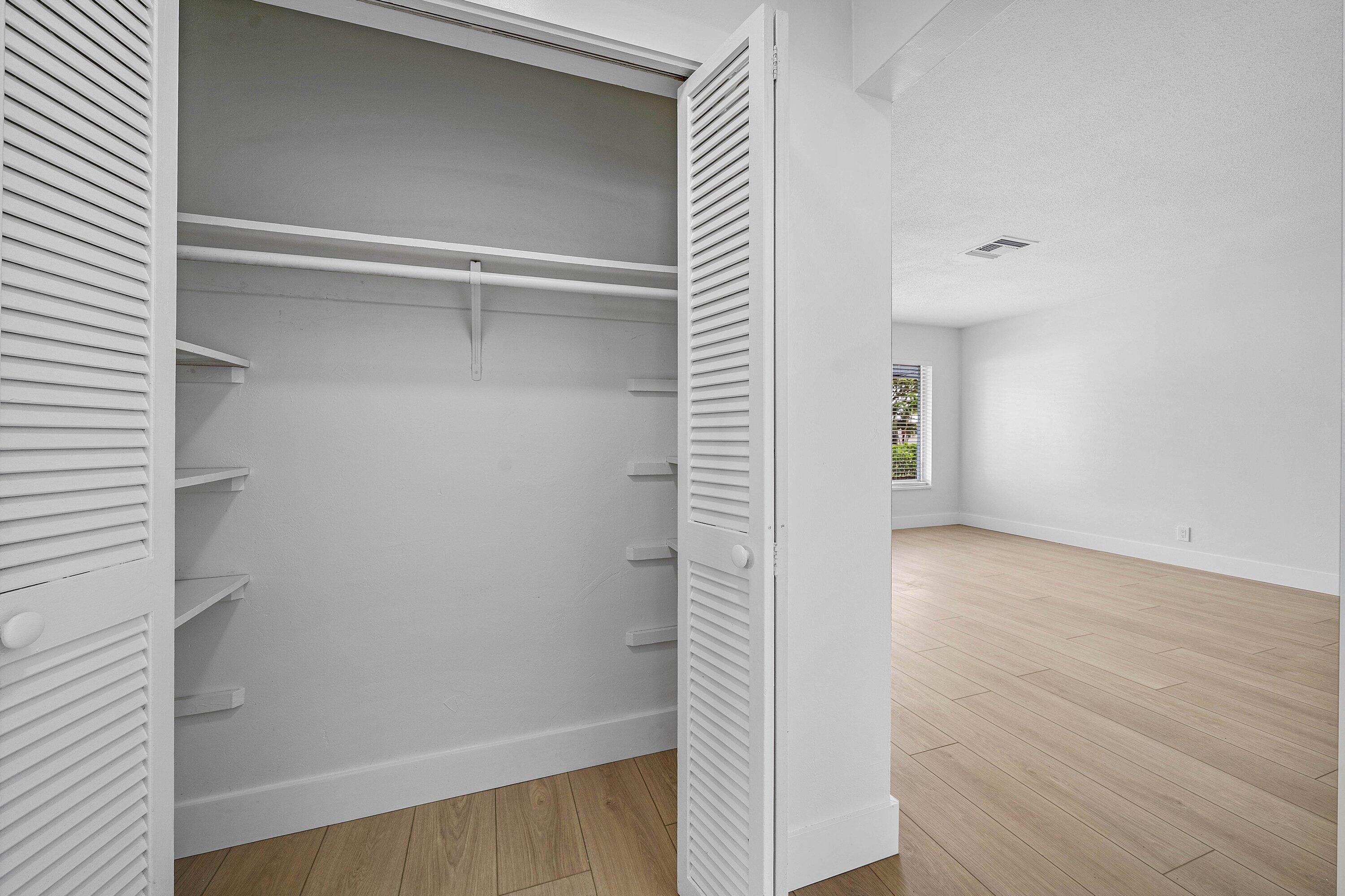 BOCA WOODS - Residential Lease