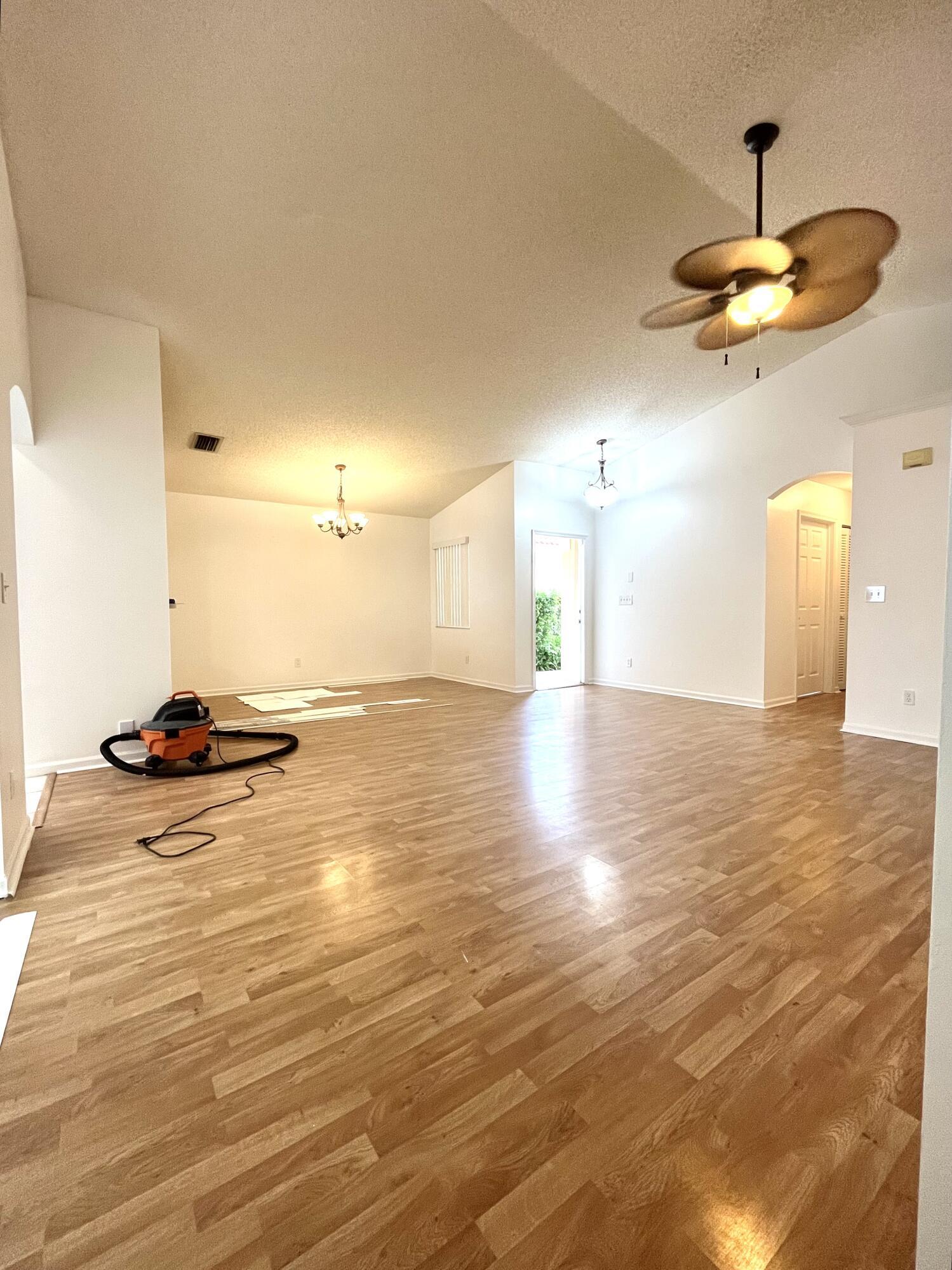 LAKE CHARLESTON TR G 2 - Residential Lease