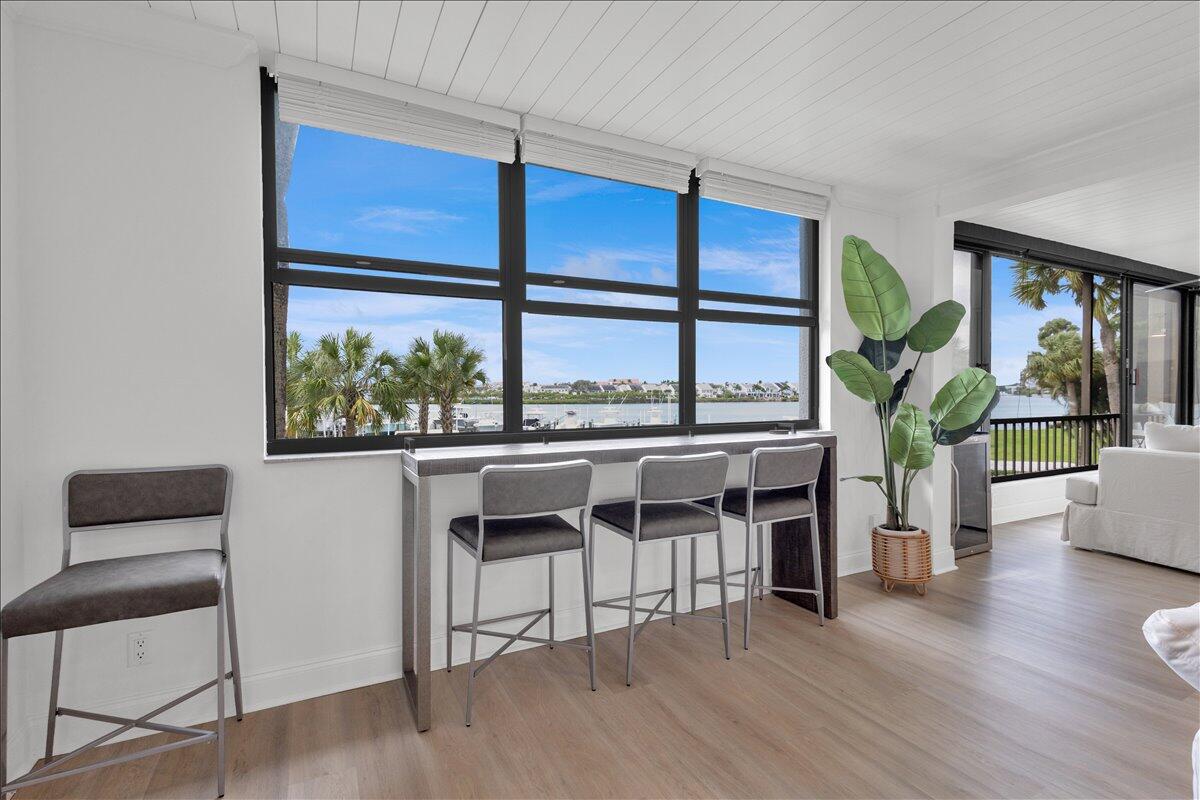 JUPITER COVE CONDO - Residential