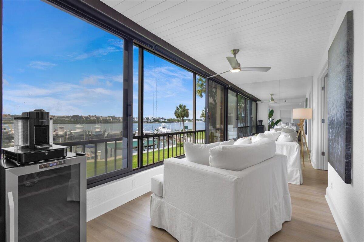 JUPITER COVE CONDO - Residential