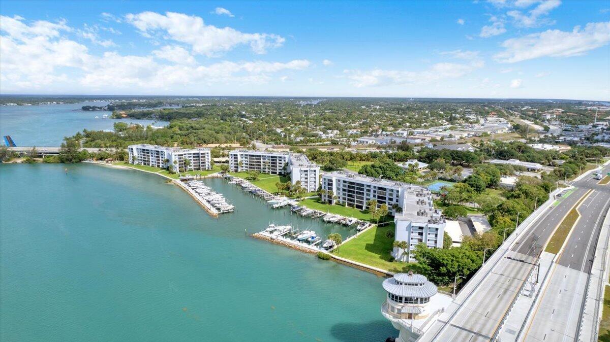 JUPITER COVE CONDO - Residential